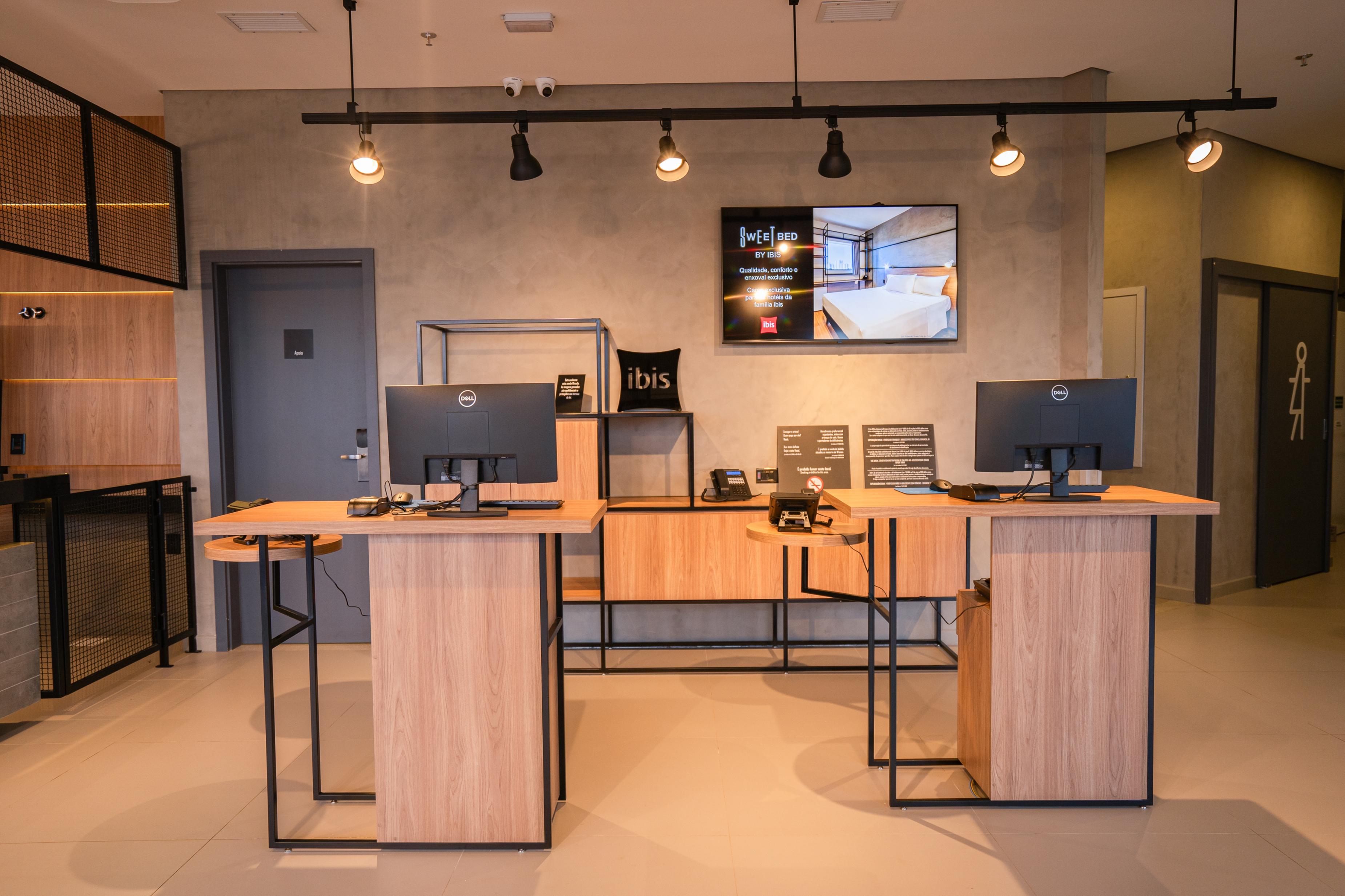 Vista Lobby Ibis Guarapuava