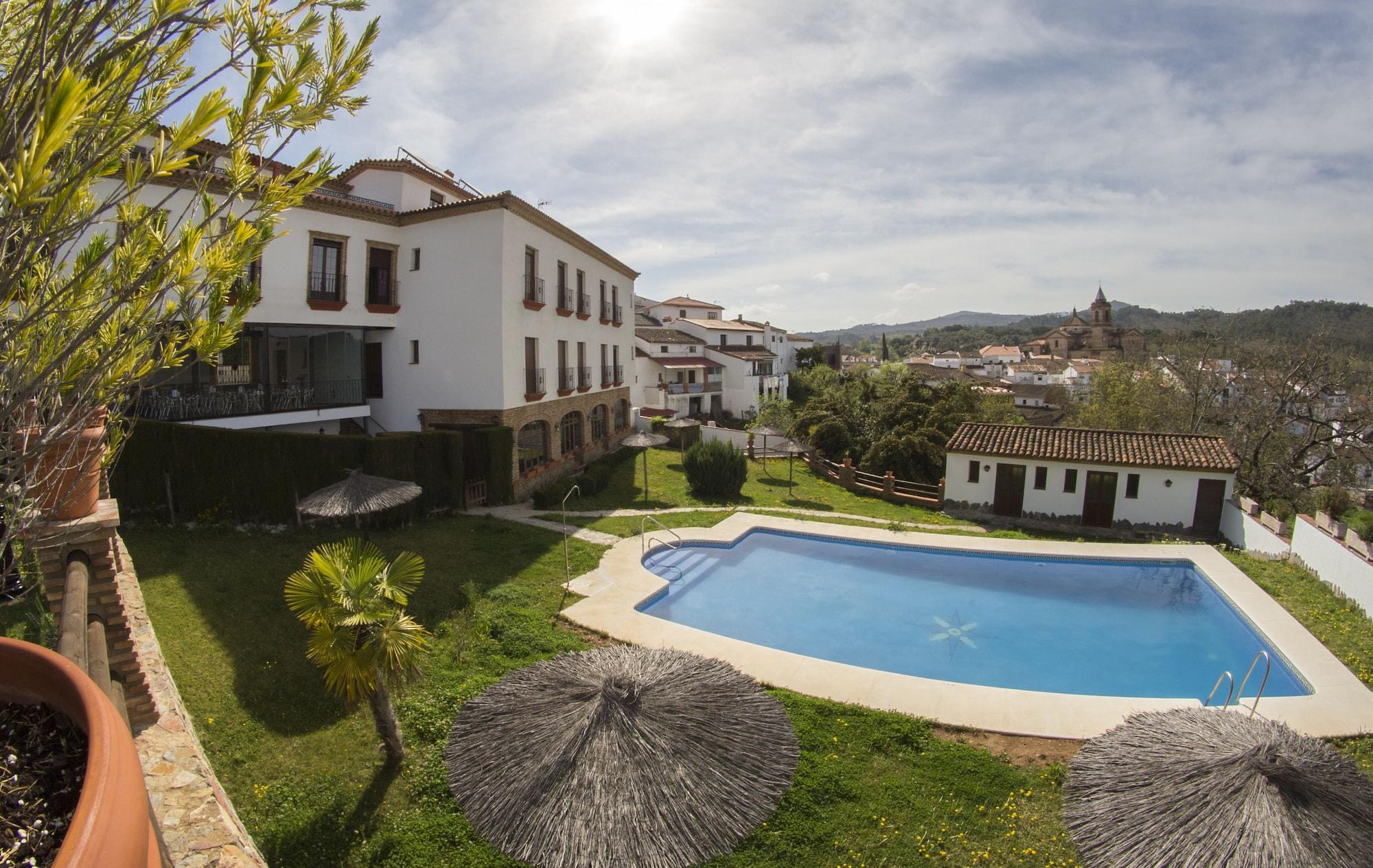 Vista Piscina Aparthotel Rural 12 Caños