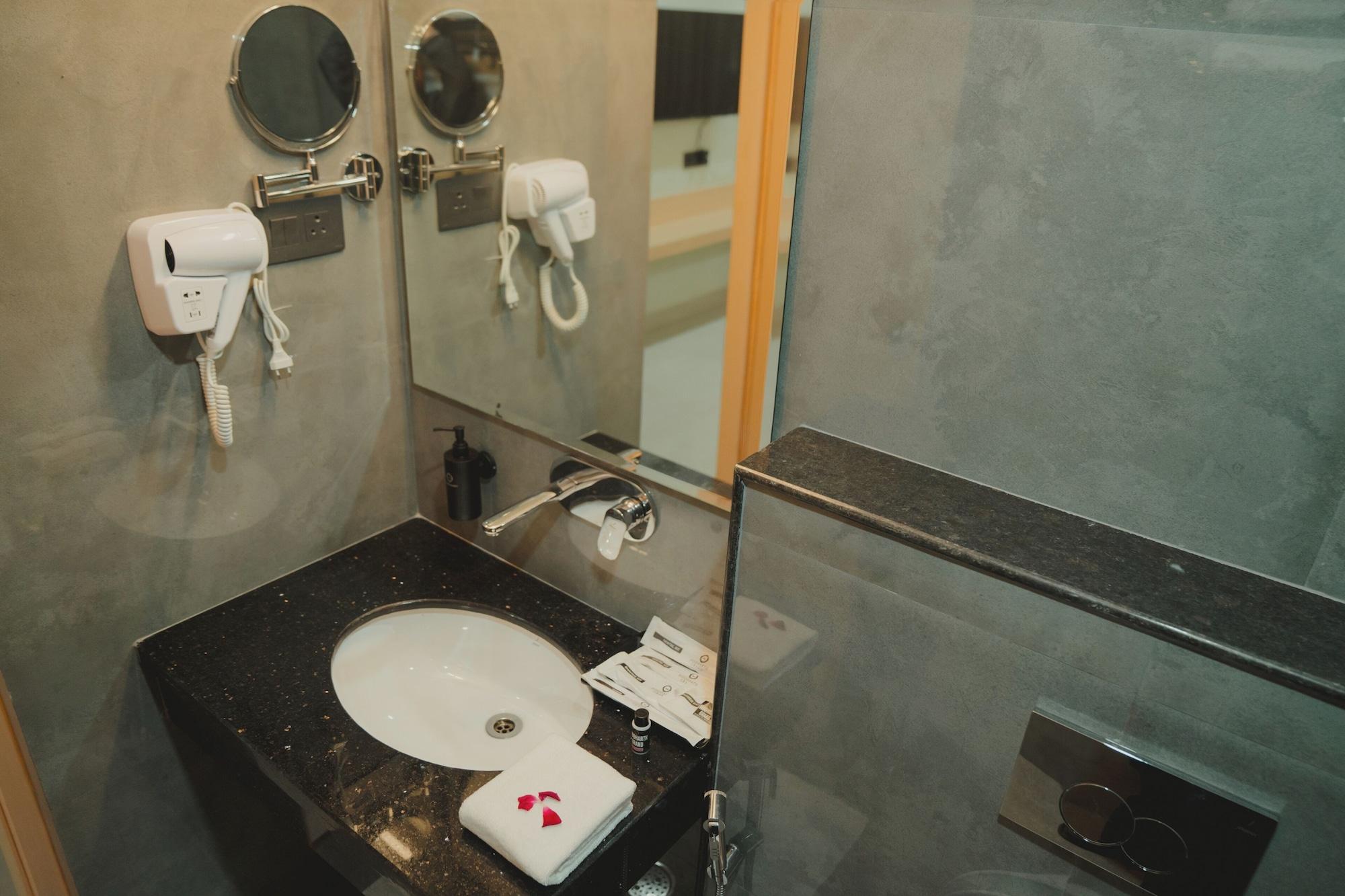 Equipamiento de Habitación Hotel Siddharth Grand