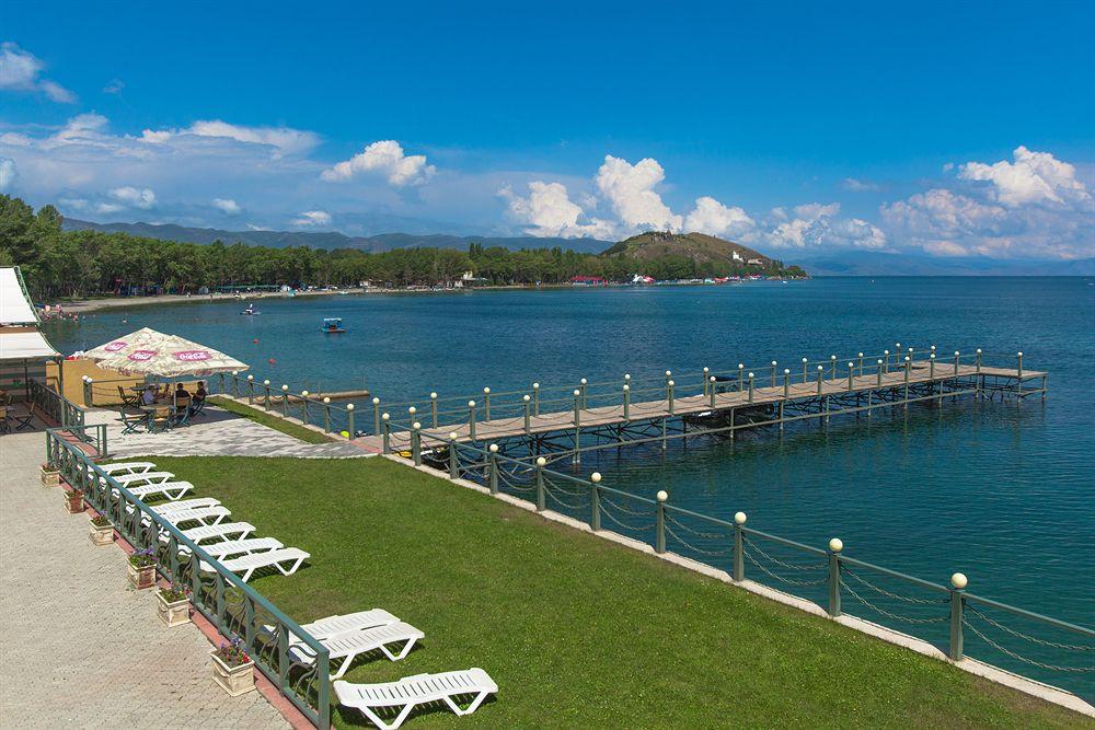 Varios Best Western Bohemian Resort