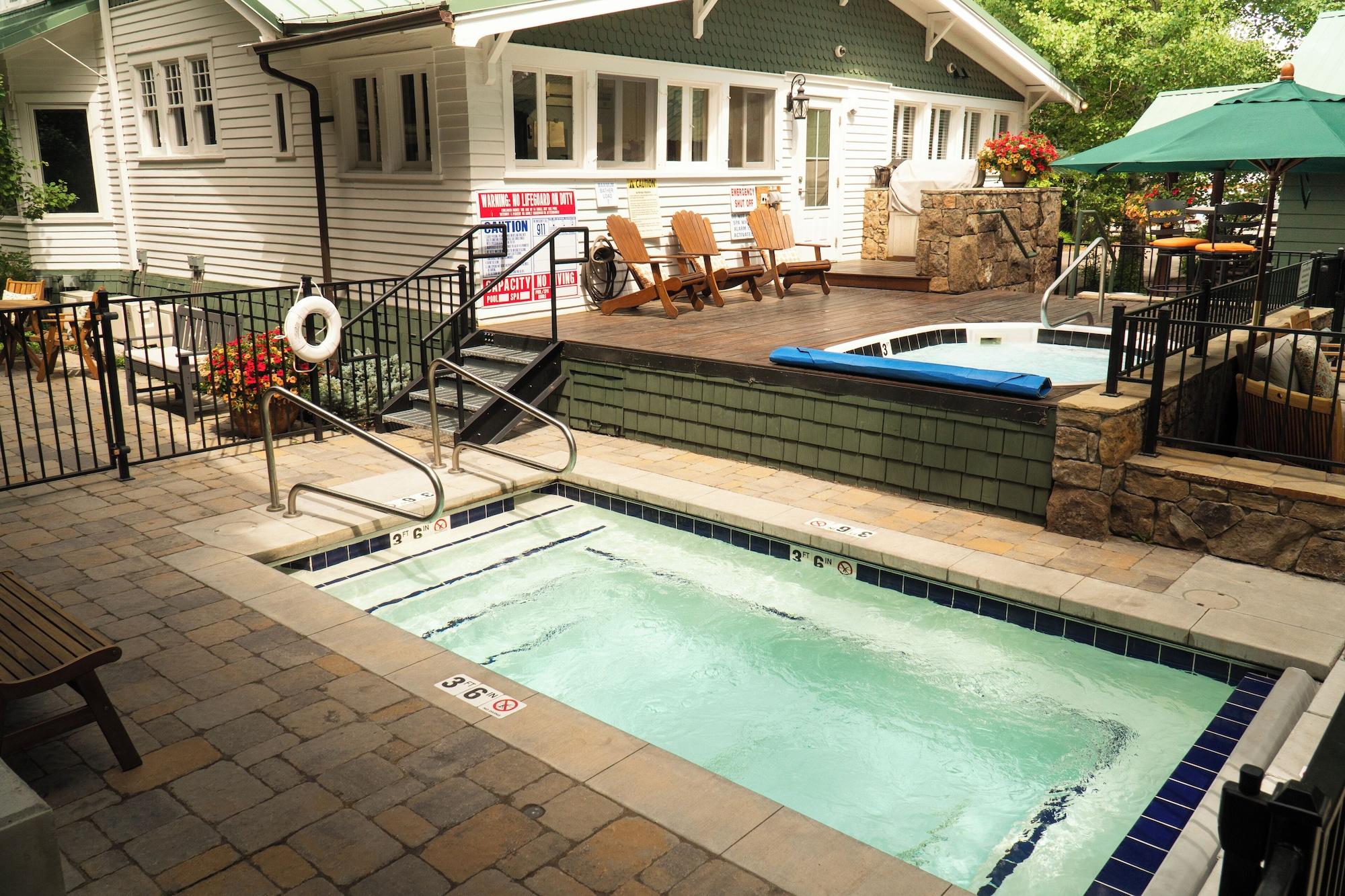 Spa Huff House Inn and Cabins