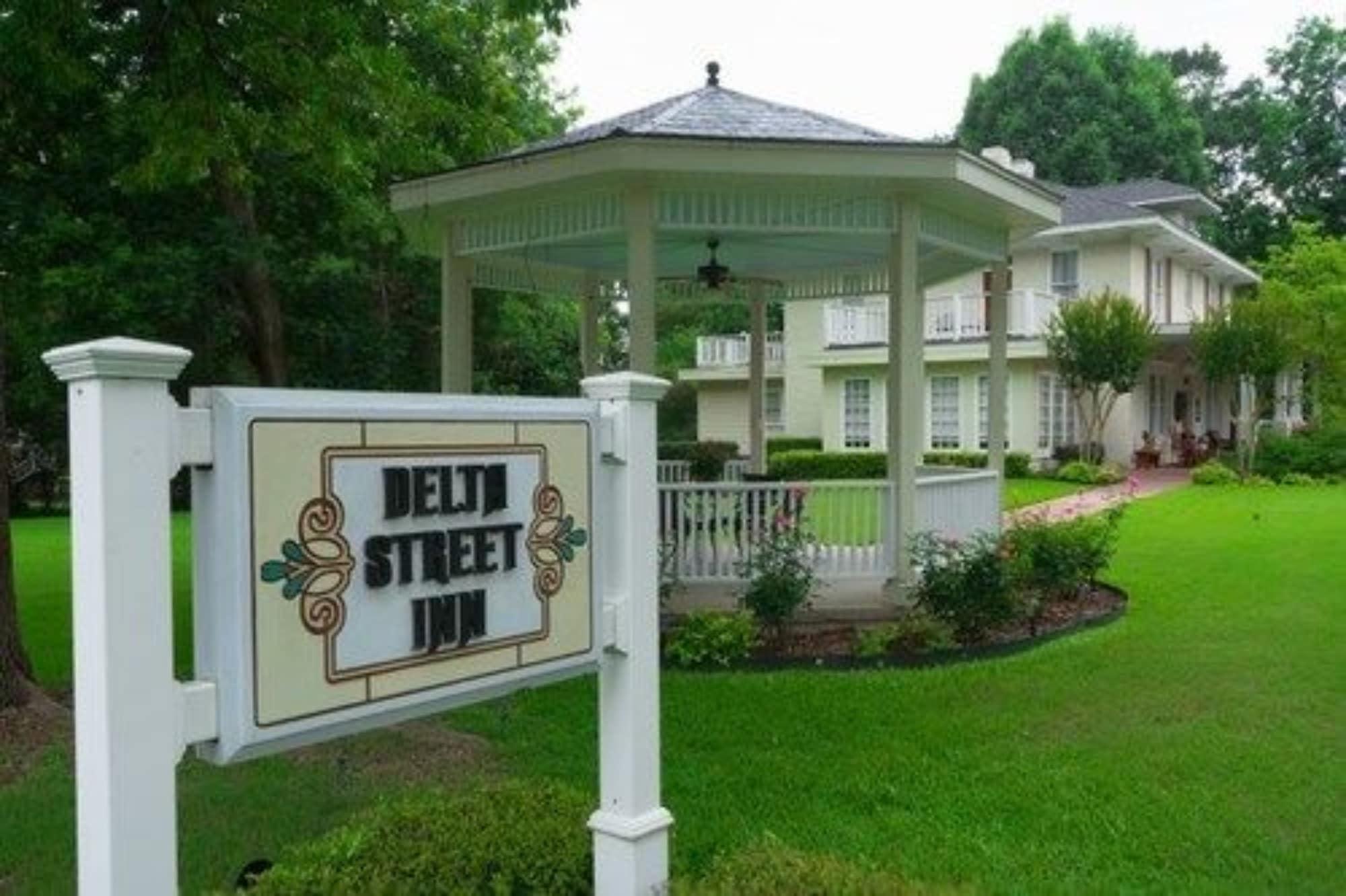 Vista Exterior Delta Street Inn