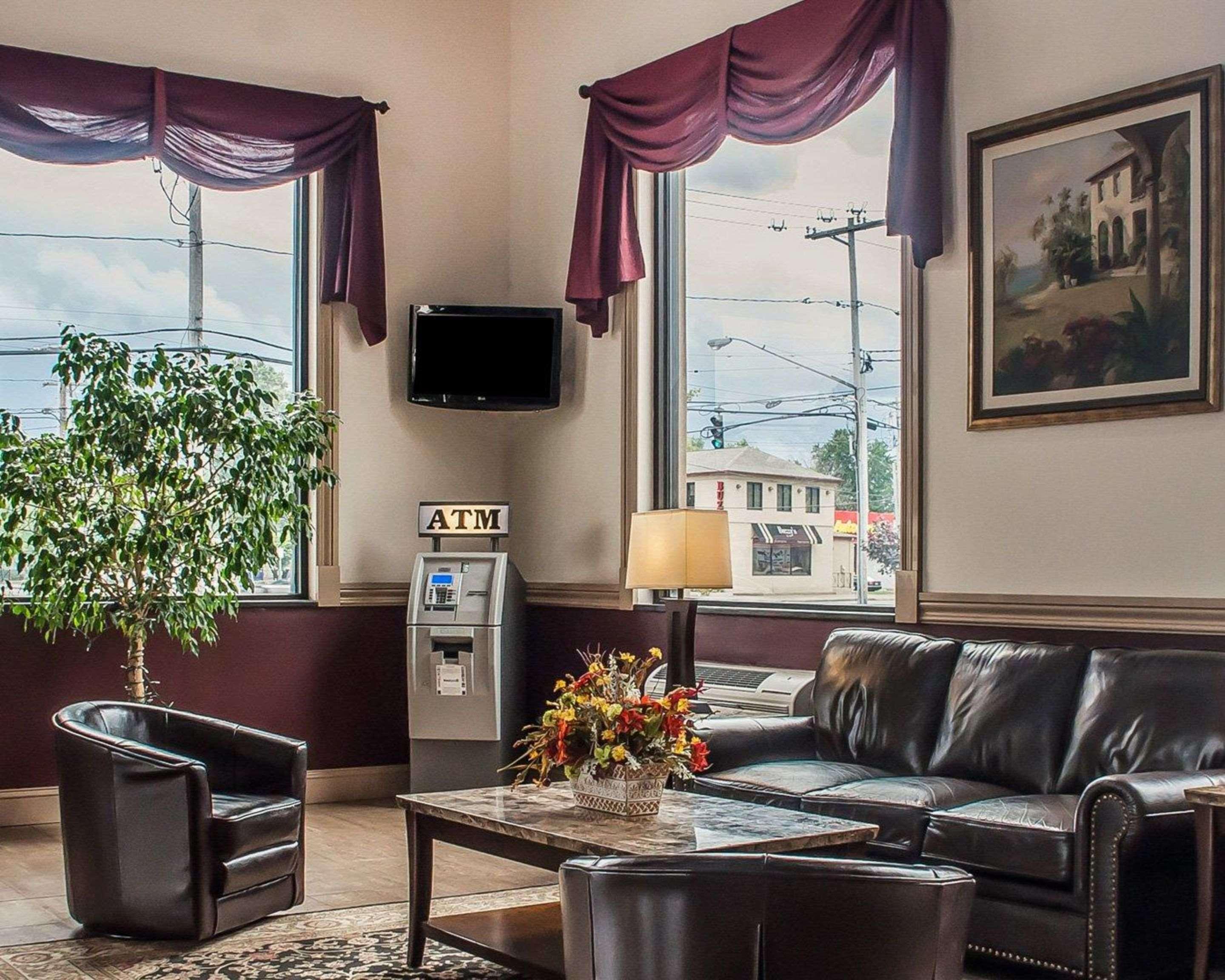Vista Lobby Quality Inn - Niagara Falls Blvd