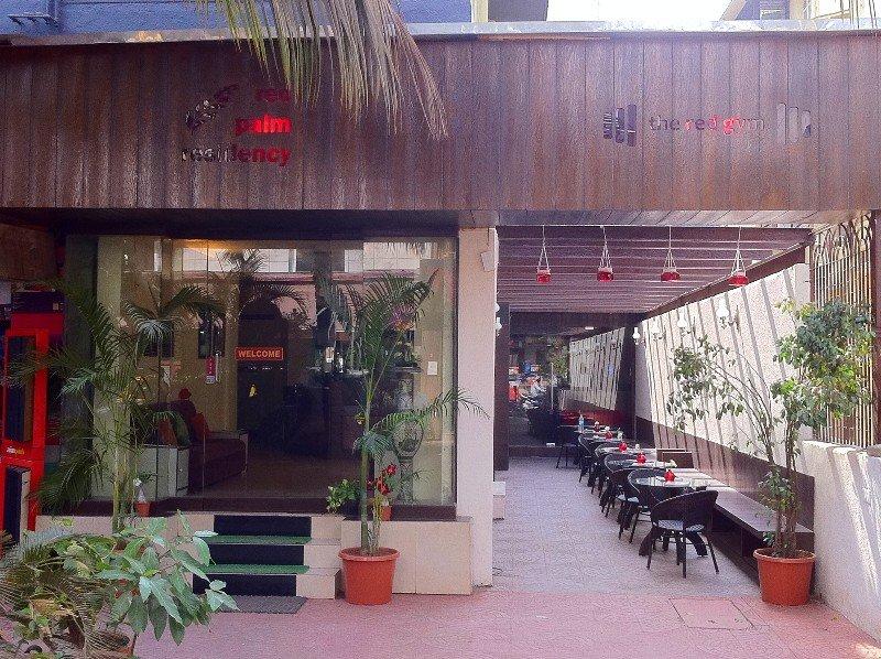 Vista Exterior Hotel Red Palm