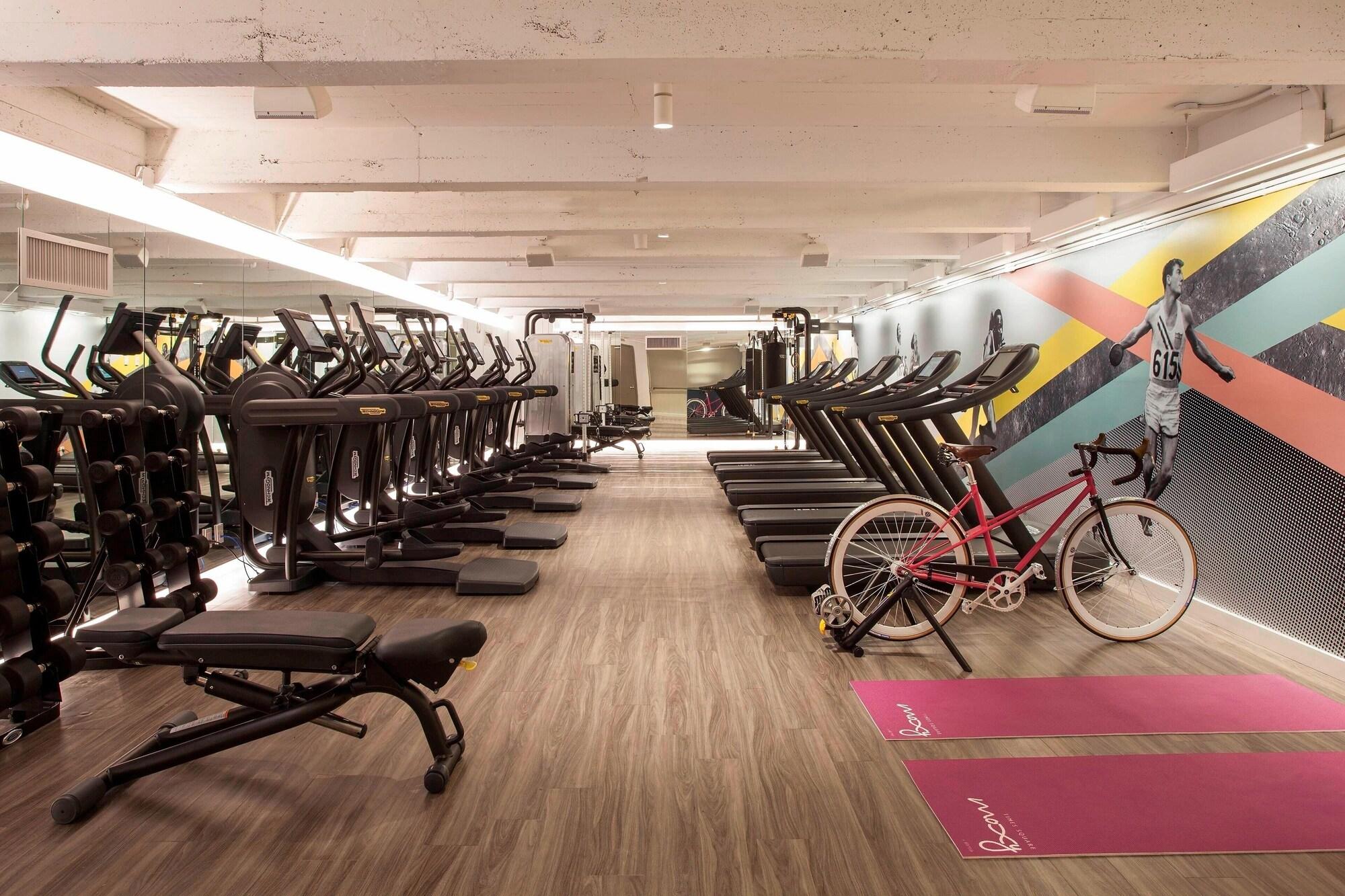 Gimnasio Moxy NYC Times Square