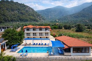 Alojamiento - Emir Palas Hotel