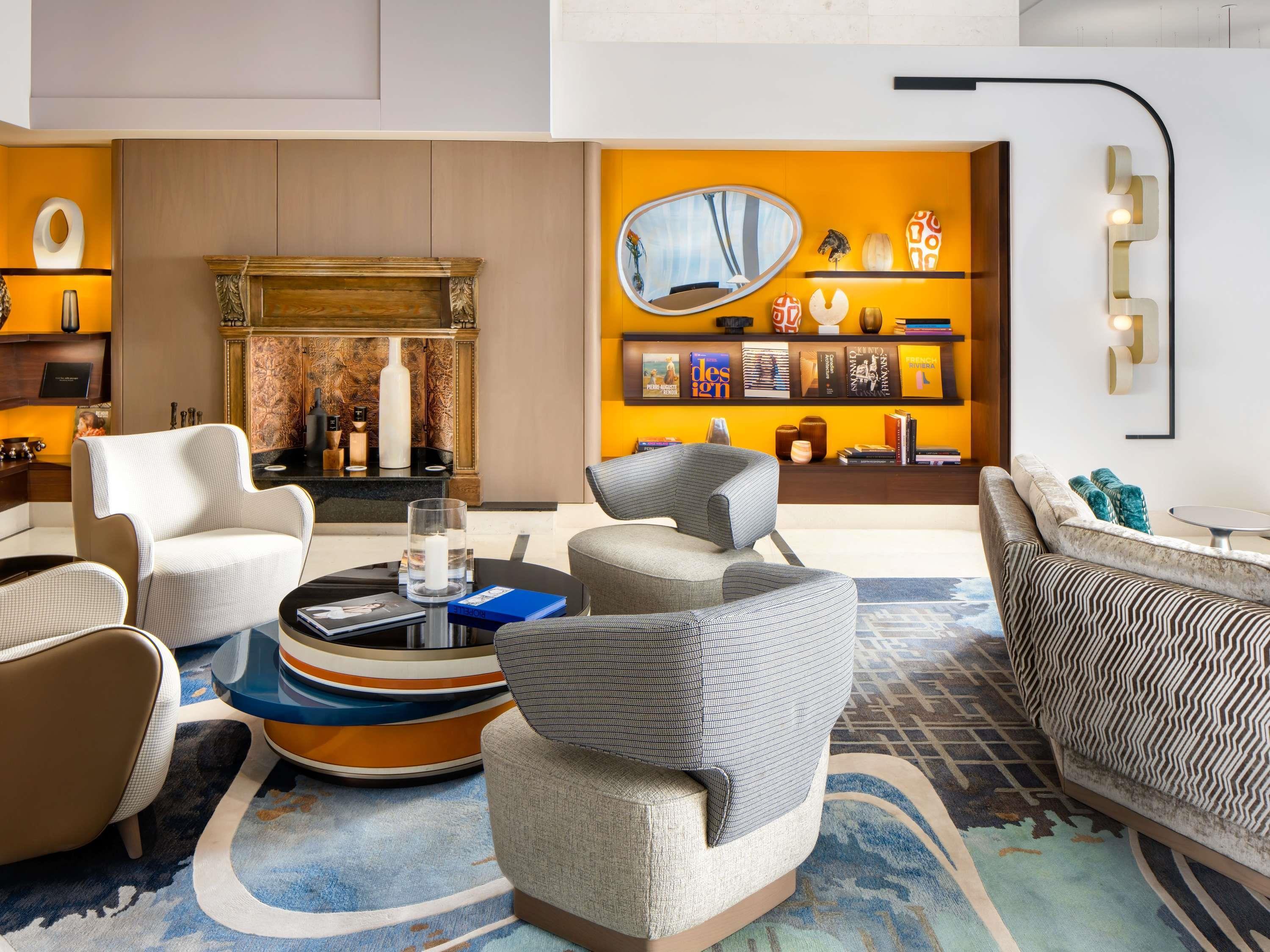 Vista Lobby Sofitel Montreal Golden Mile