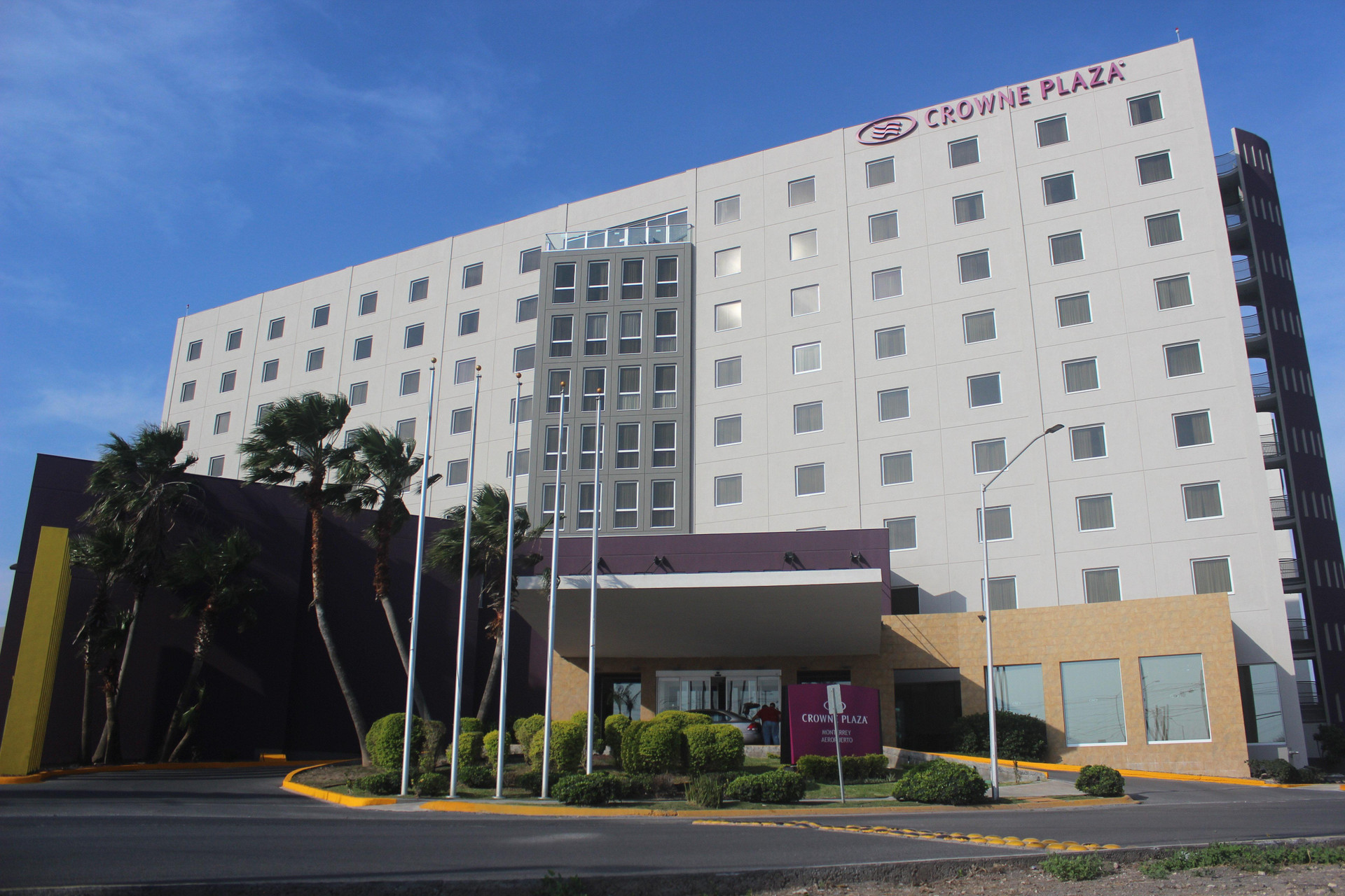 Vista Exterior Crowne Plaza Monterrey Aeropuerto by IHG