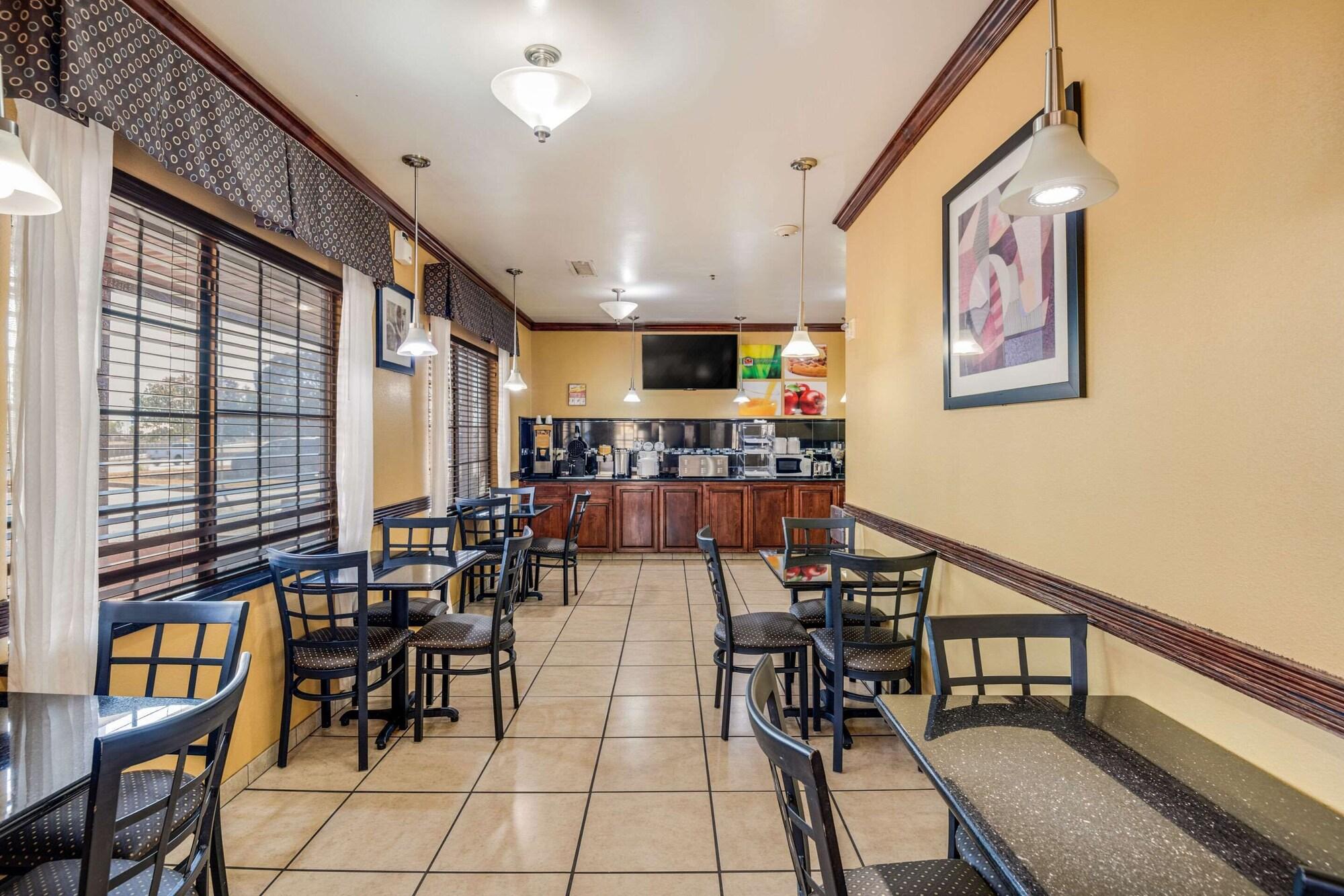 Restaurant Econo Lodge Lubbock I-27