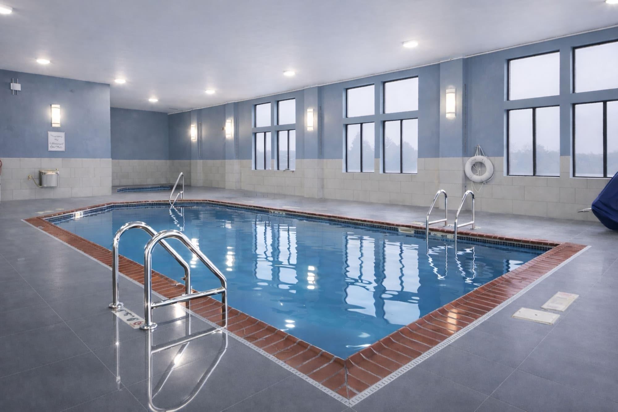 Vista Piscina Holiday Inn Express & Suites Winner by IHG