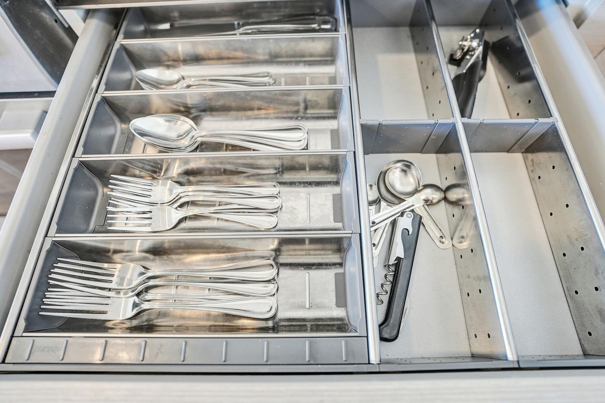 Varios 17WEST Apartments by Stay Hospitality