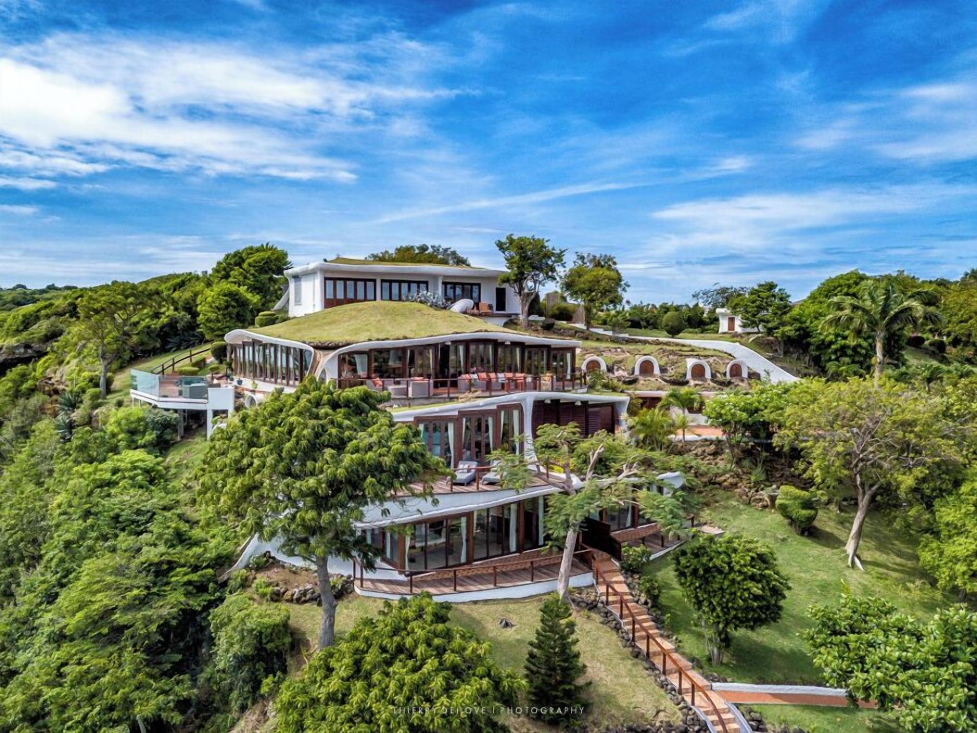 Vista Exterior Mount Hartman Bay Estate Private Resort