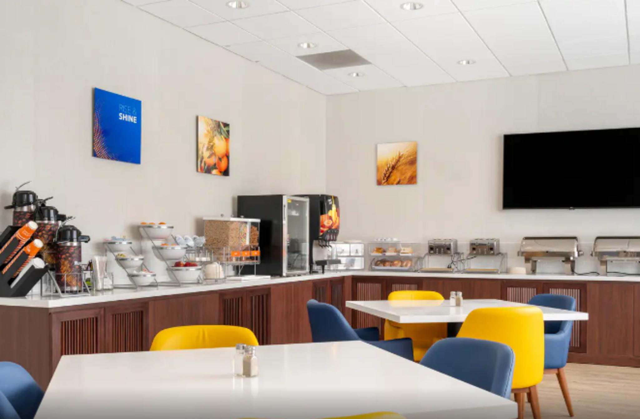 Restaurant Comfort Inn & Suites Danbury-Bethel