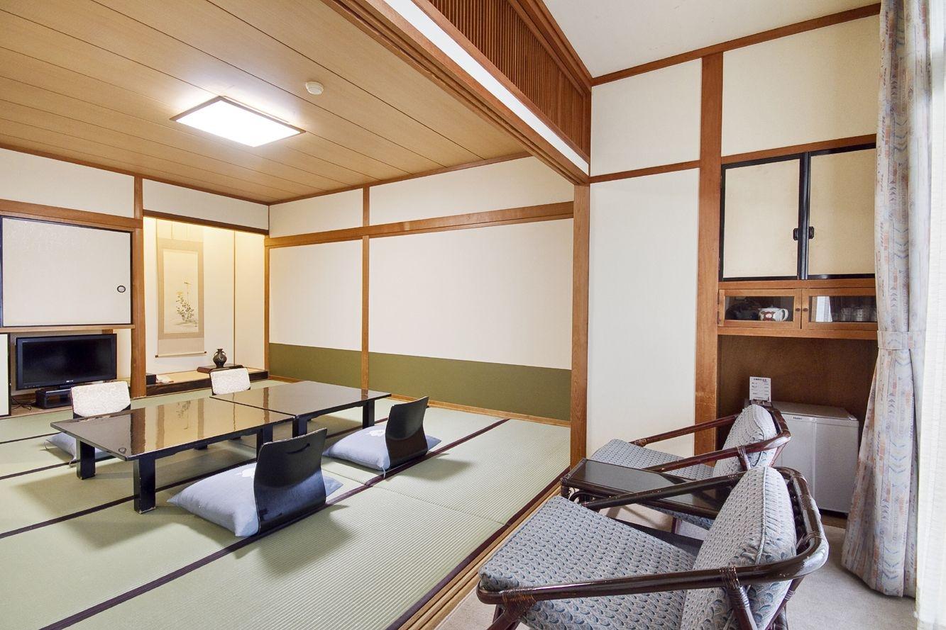 Habitación Dogo Onsen Hotel Tsubakikan