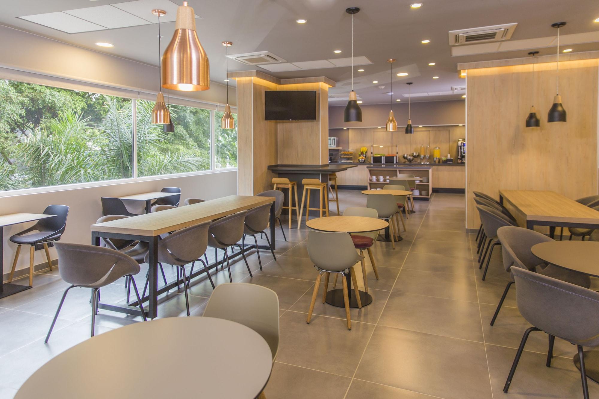 Restaurant City Express Plus by Marriott Medellin Colombia