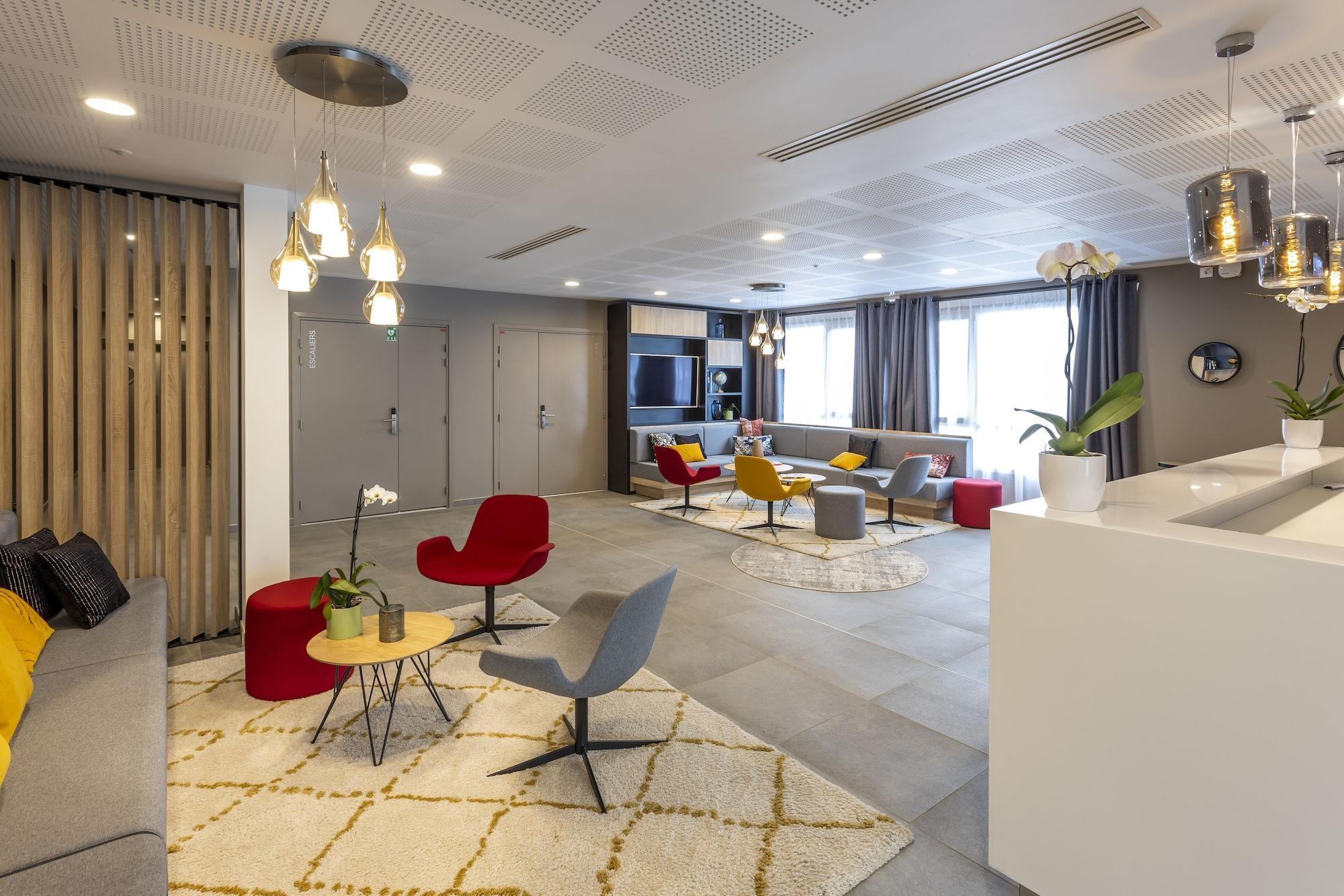 Vista Lobby Nemea Appart Hotel Europe Velizy Villacoublay