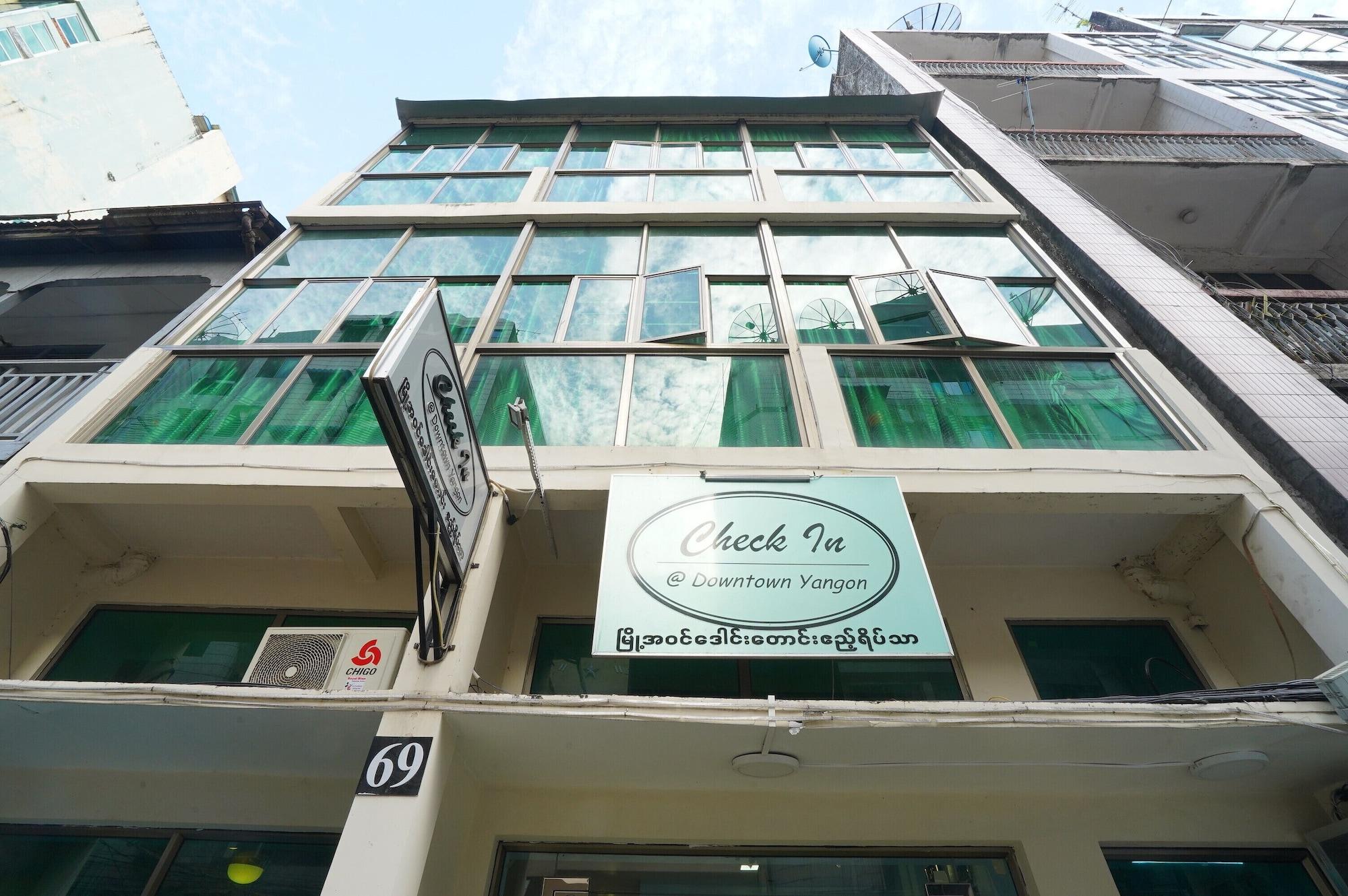 Vista Exterior Check In @ Downtown Yangon