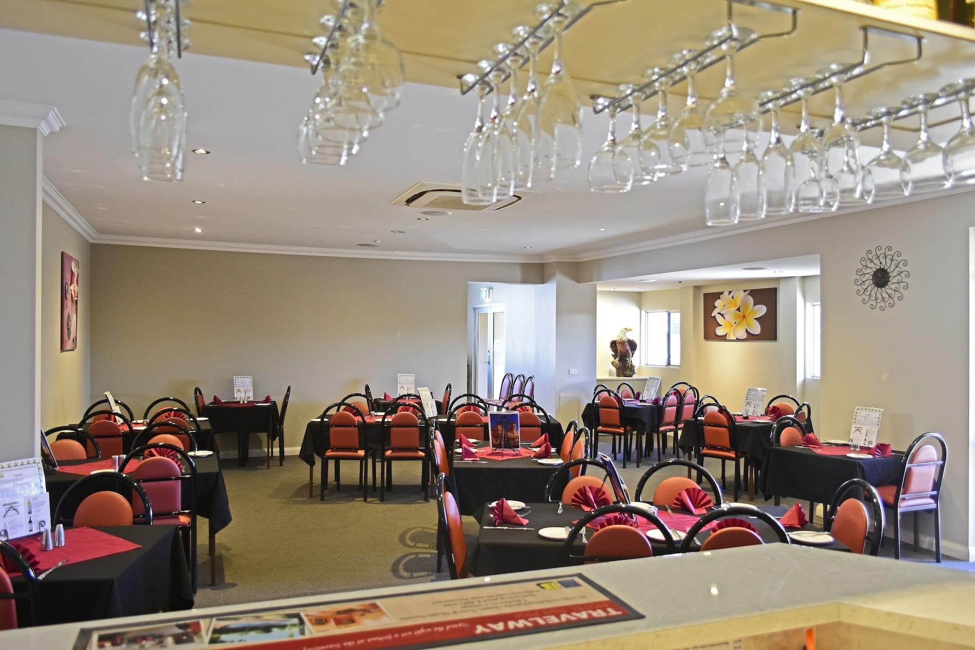 Bar/Salón Travelway Motel