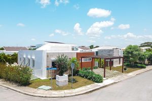 Alquiler Vacacional - Modern 3BR Villa With Private Pool in Oasis del Lago by Vistacana Rentals