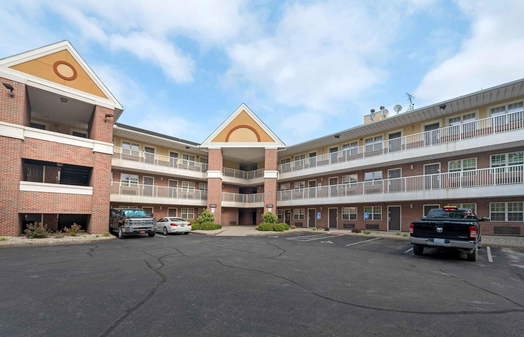 Varios Extended Stay America Suites Cincinnati Springdale I275