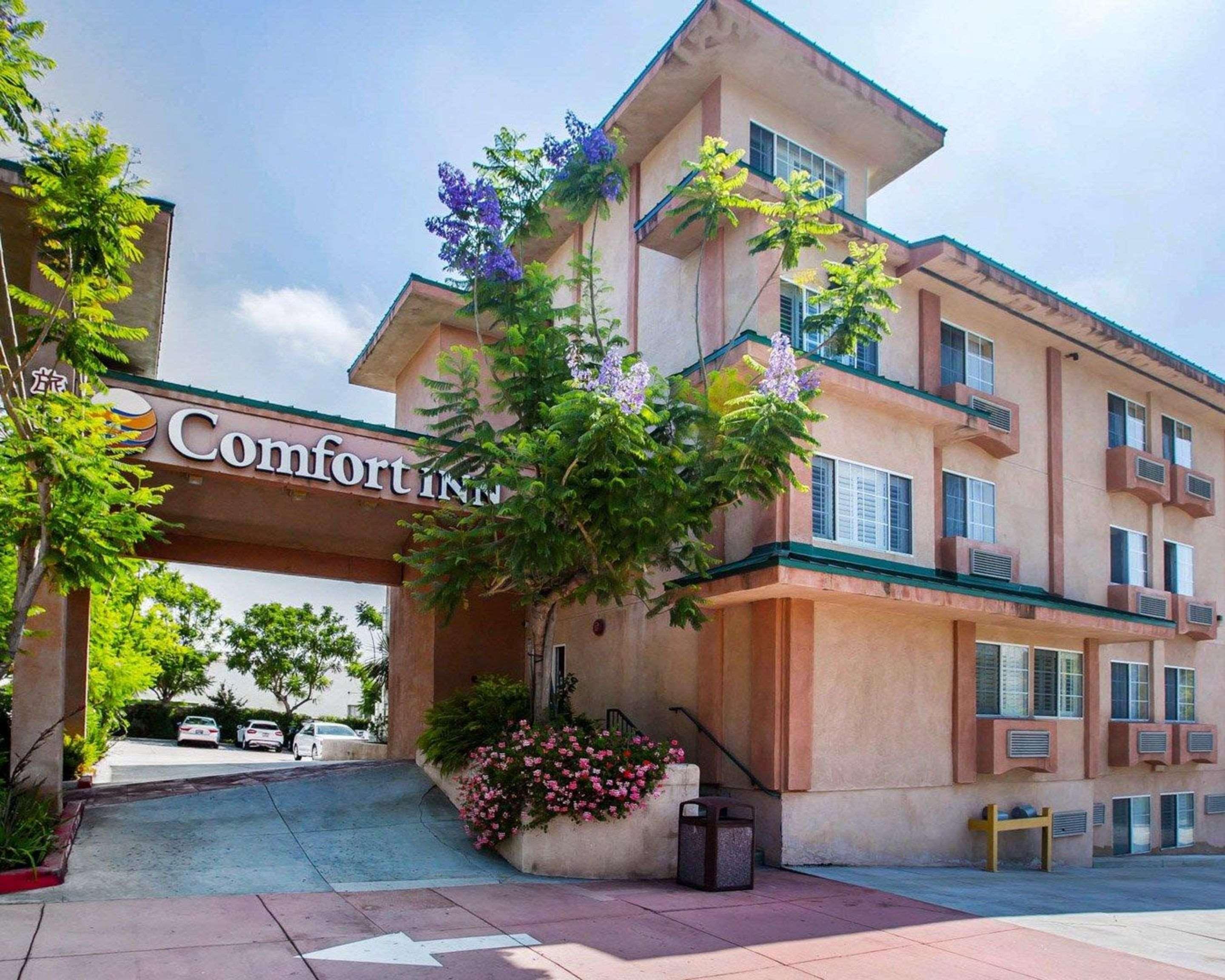 Vista Exterior Comfort Inn Monterey Park - Los Angeles