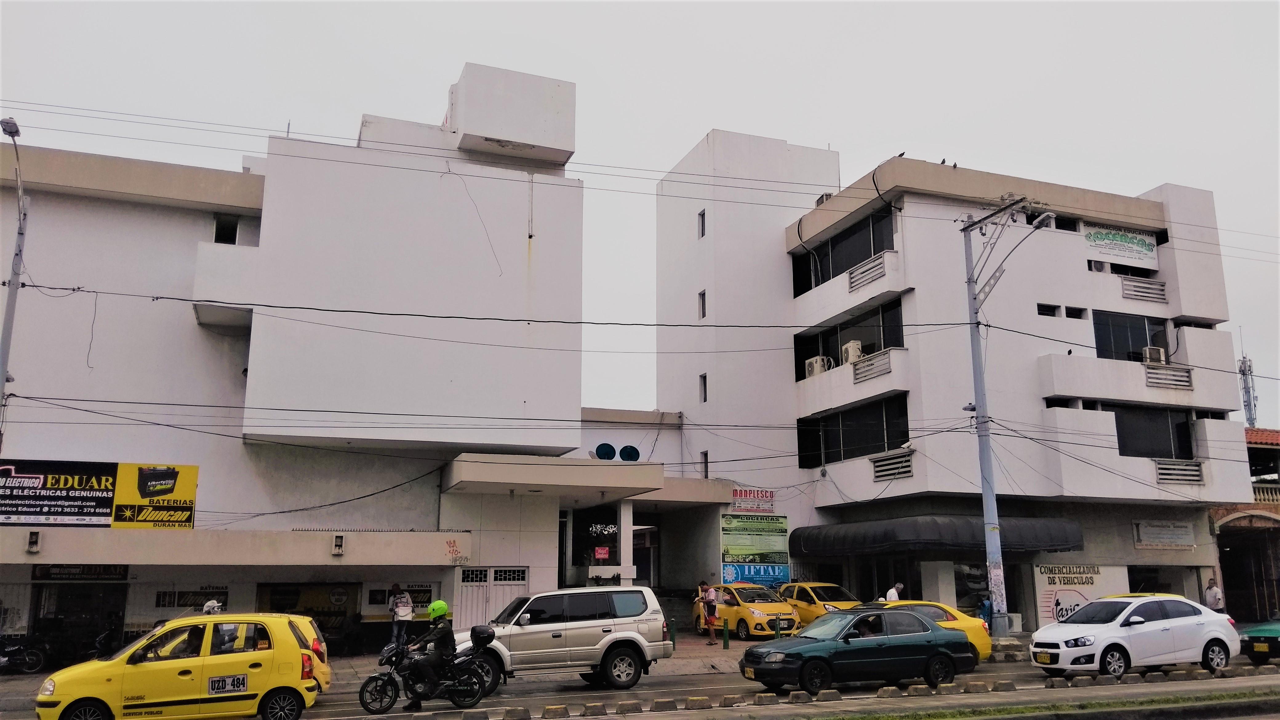 Vista Exterior Hotel Canadiense Barranquilla