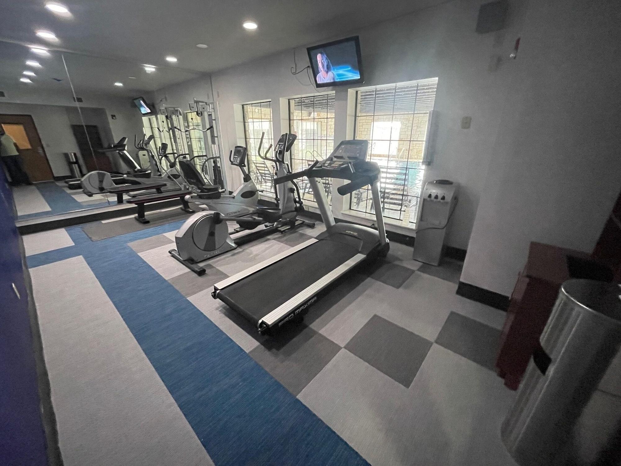 Gimnasio Comfort Suites San Antonio Near Seaworld