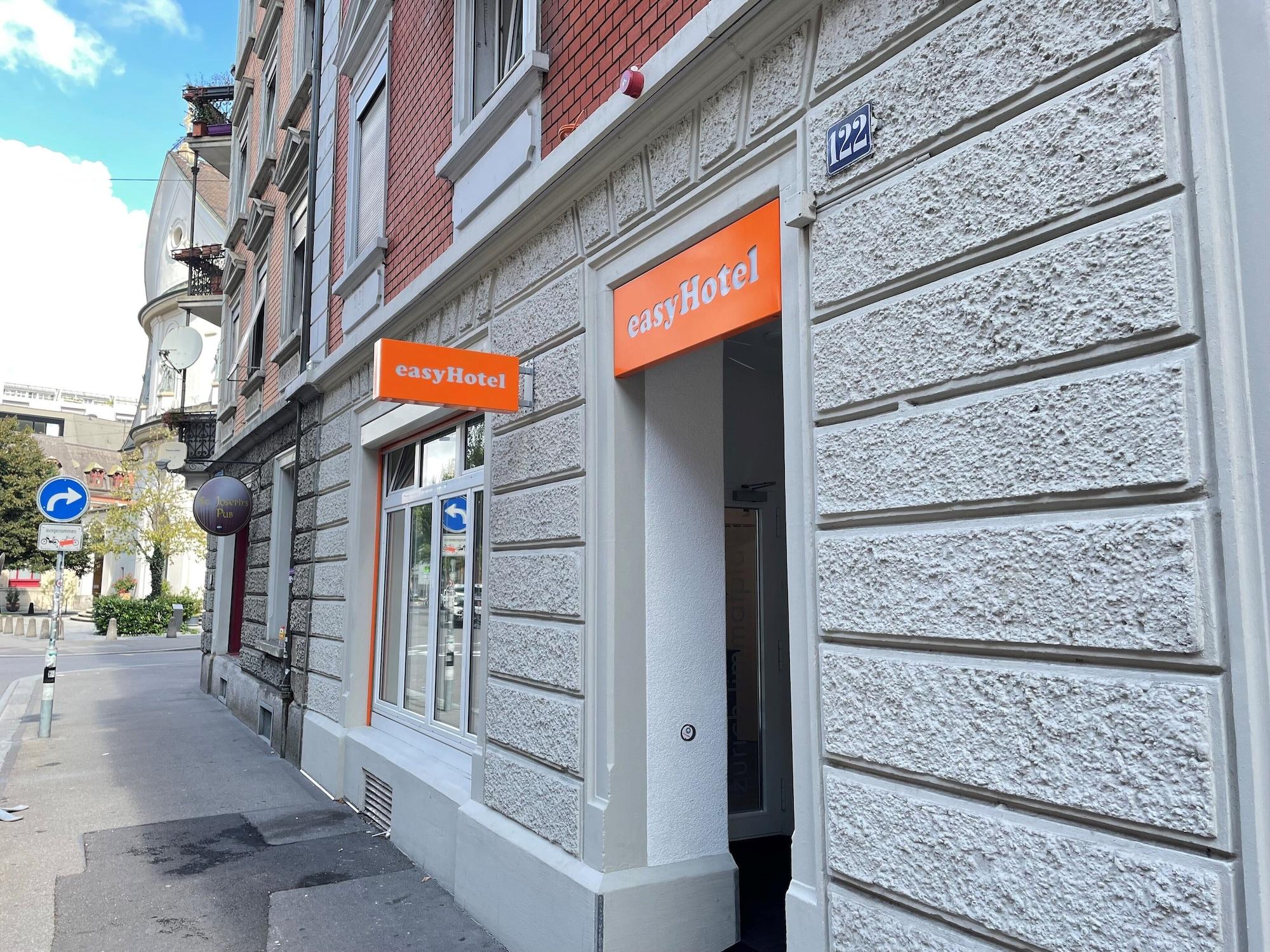 Vista Exterior easyHotel Zürich Limmatplatz