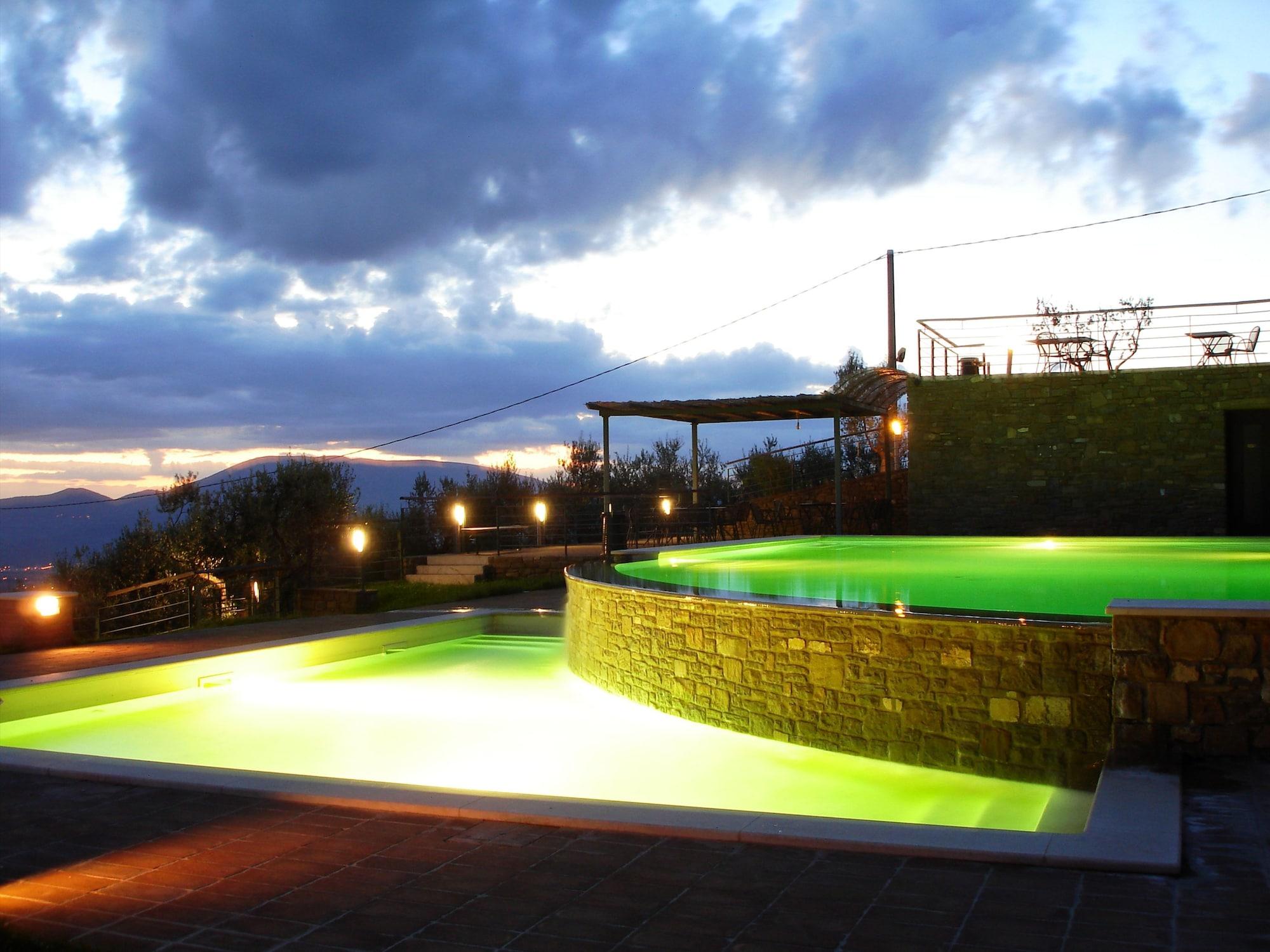 Vista Piscina Il Castellaccio