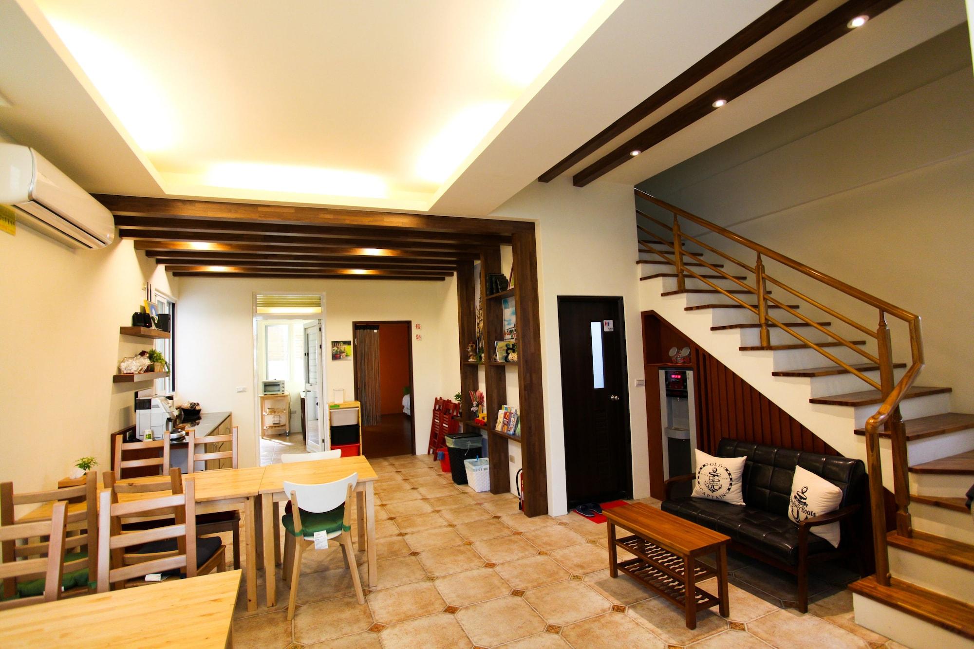 Vista Lobby Soft Travel Hostel