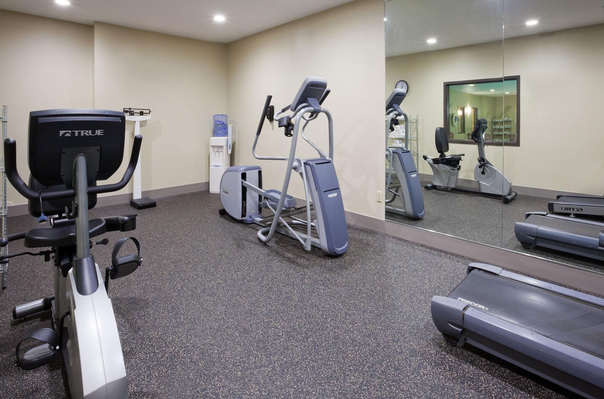 Gimnasio Holiday Inn Express Hotel & Suites St. Paul-Woodbury by IHG