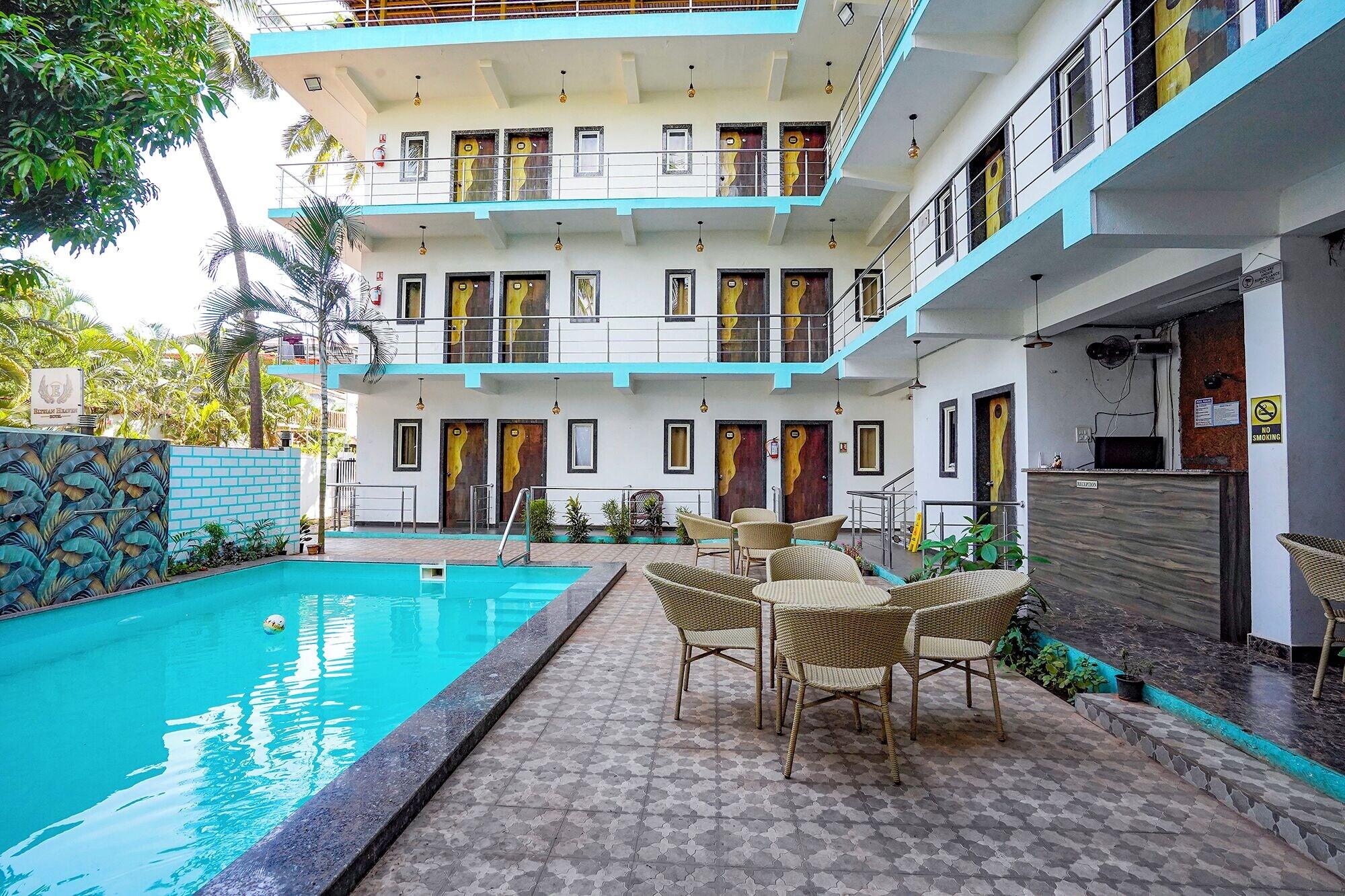 Restaurant FabHotel Luminous Beach Resort