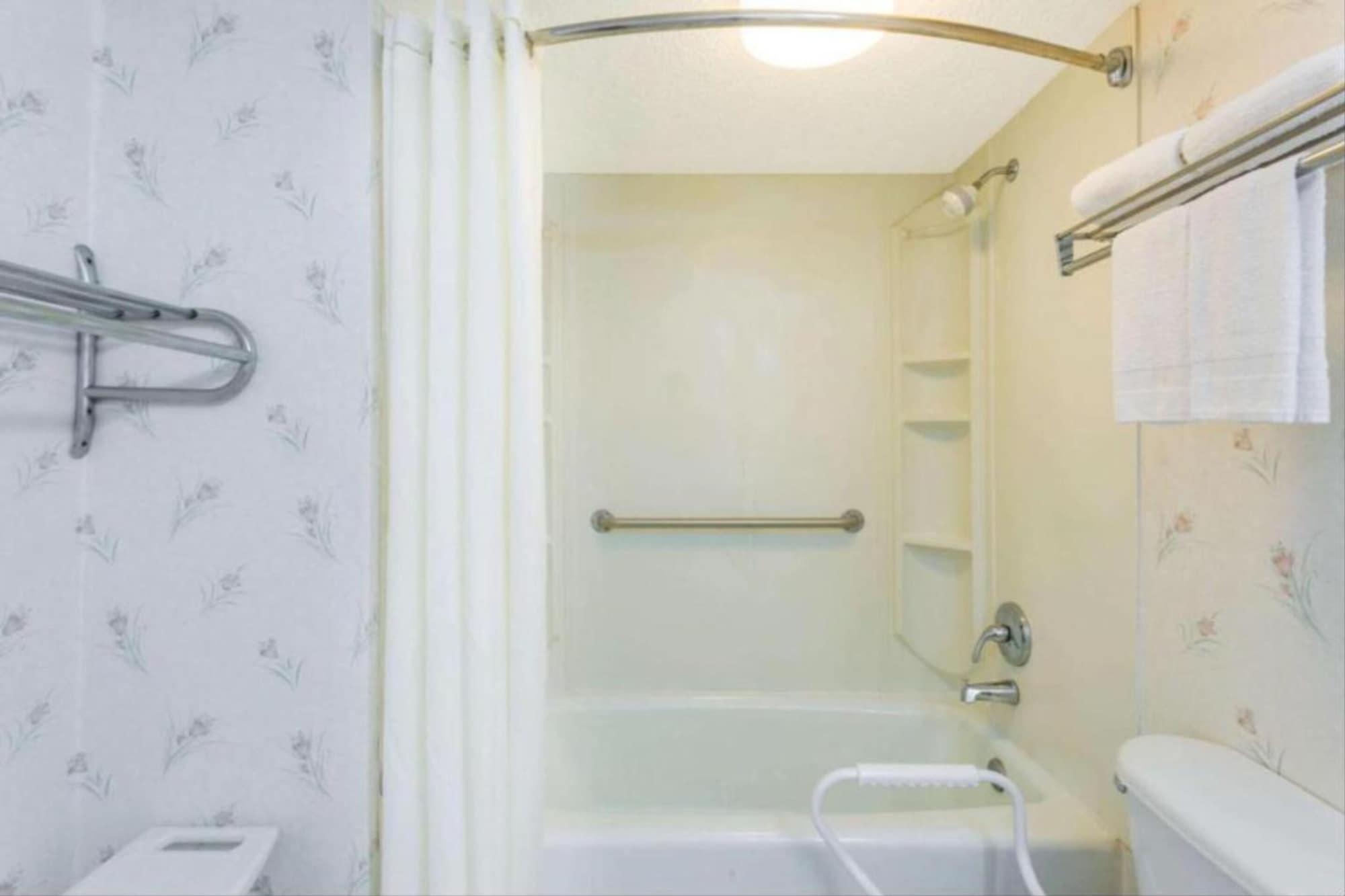 Equipamiento de Habitación Ashland Studio Inn By OYO Richmond North near Kings Dominion