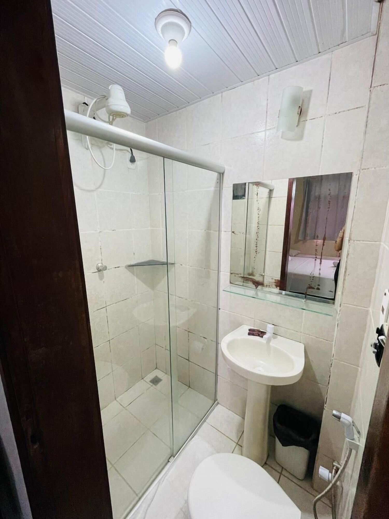 Equipamiento de Habitación Netuno Beach Hospedagem economica