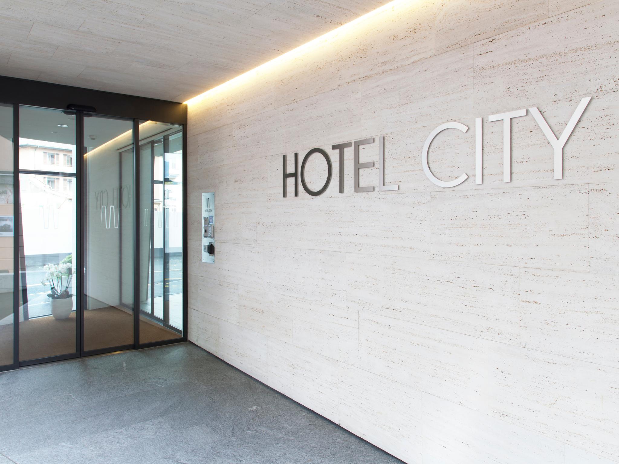 Vista Exterior Hotel City Lugano