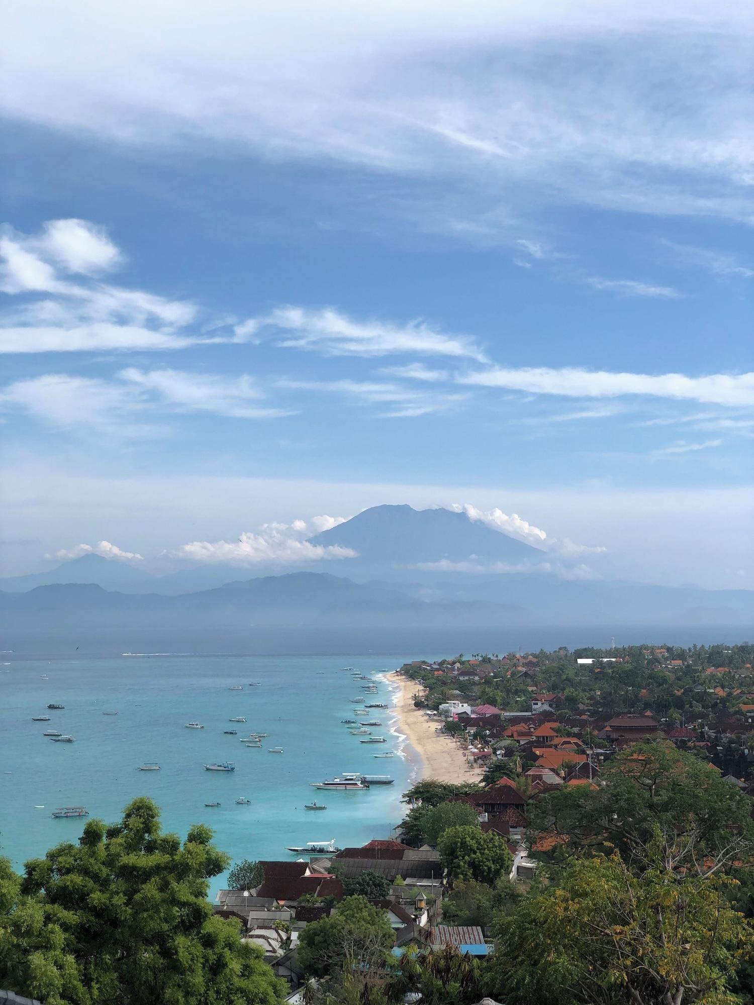 Playa Mahadinusa Lembongan