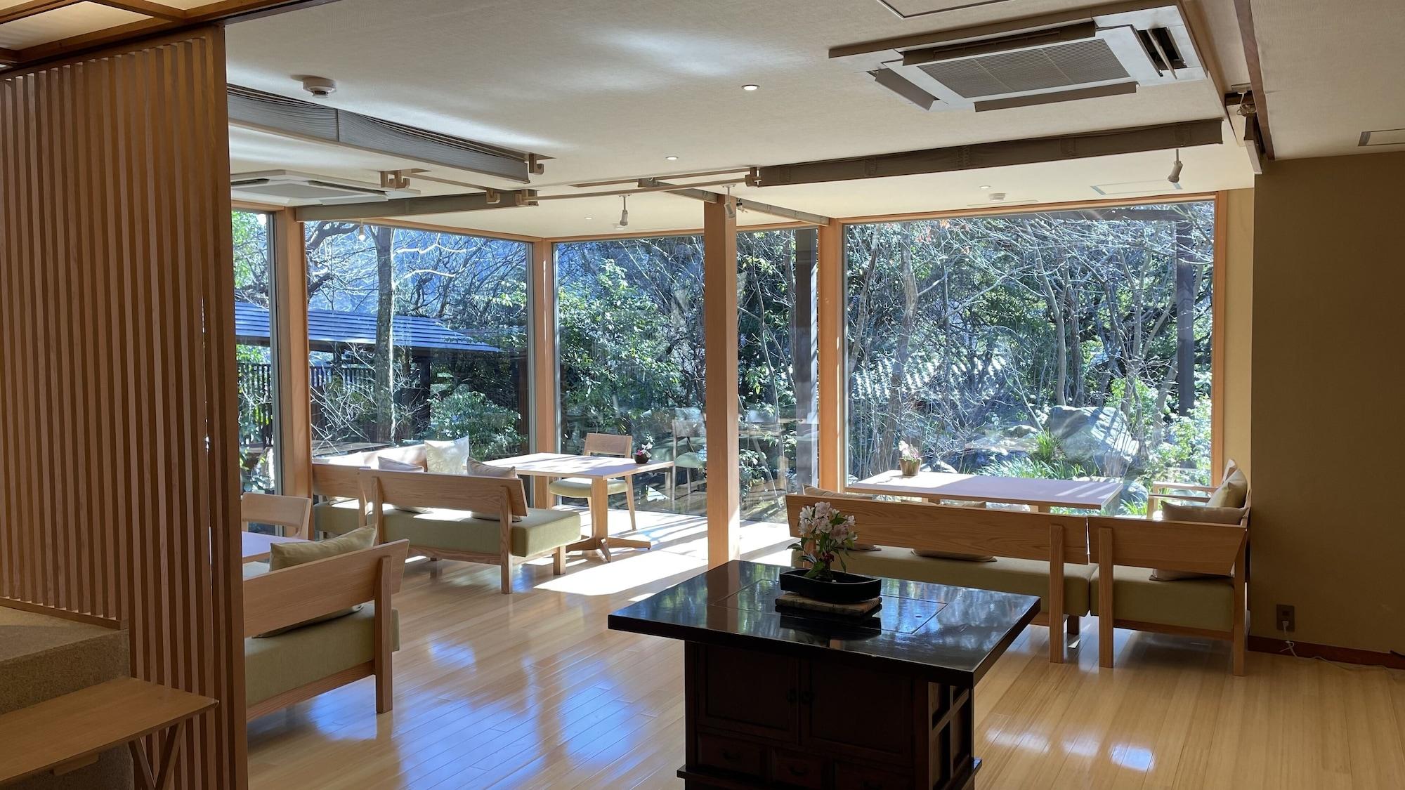 Vista Lobby Yugawara Spa Ryokan Ashikari