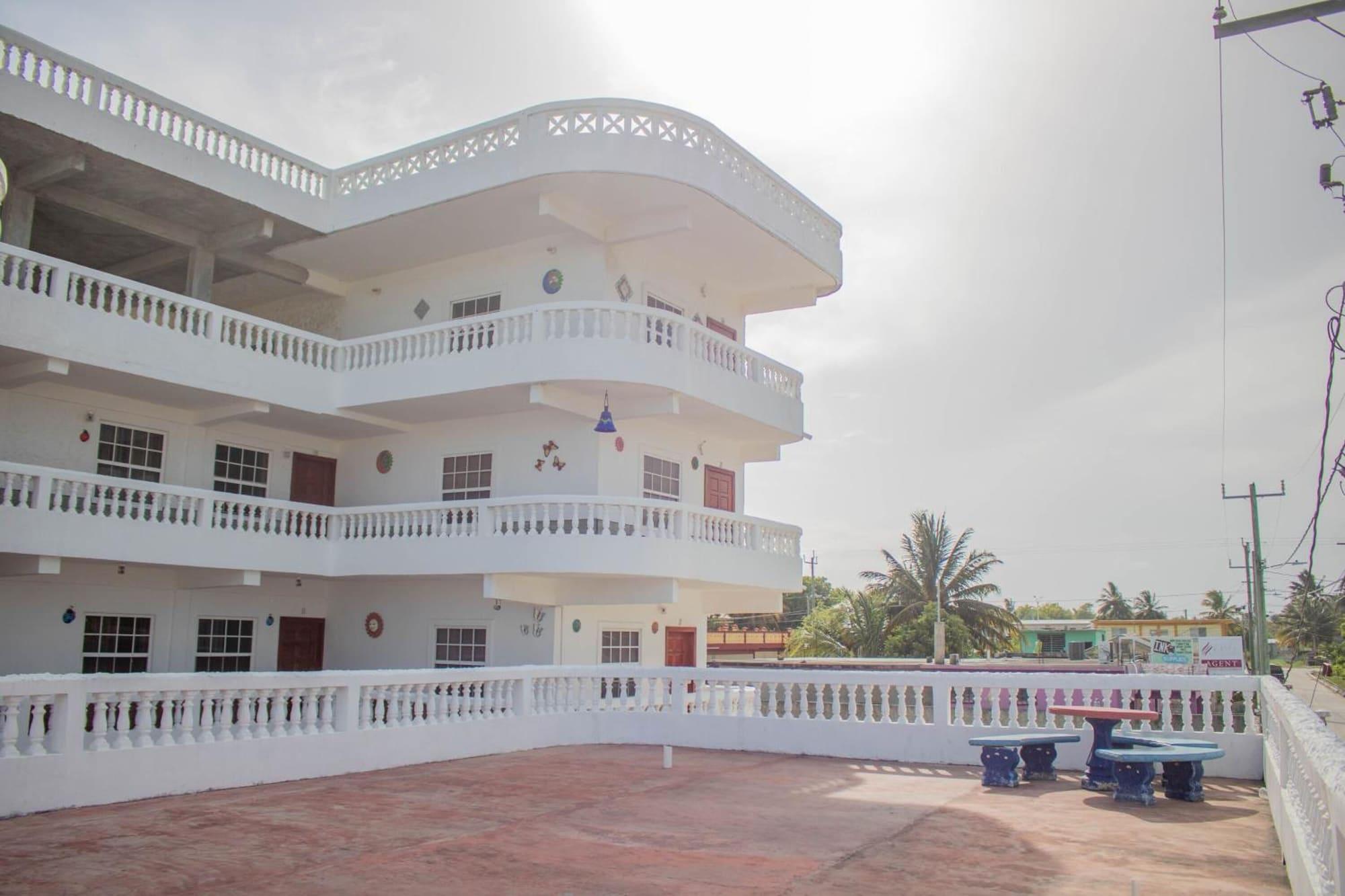 Vista Exterior Las Palmas Hotel