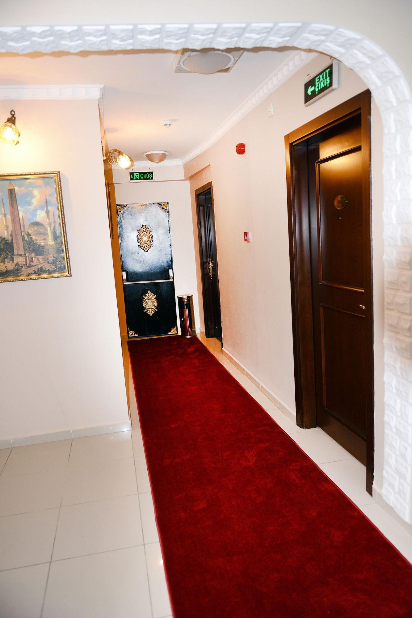 Vista Lobby Hotel Grand Umit