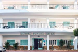Alojamiento - Hostal Sunset Ibiza