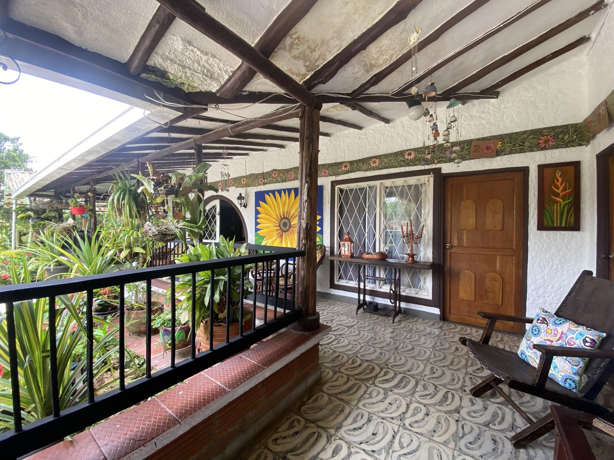 Vista Exterior Finca Hotel Villaluzandi