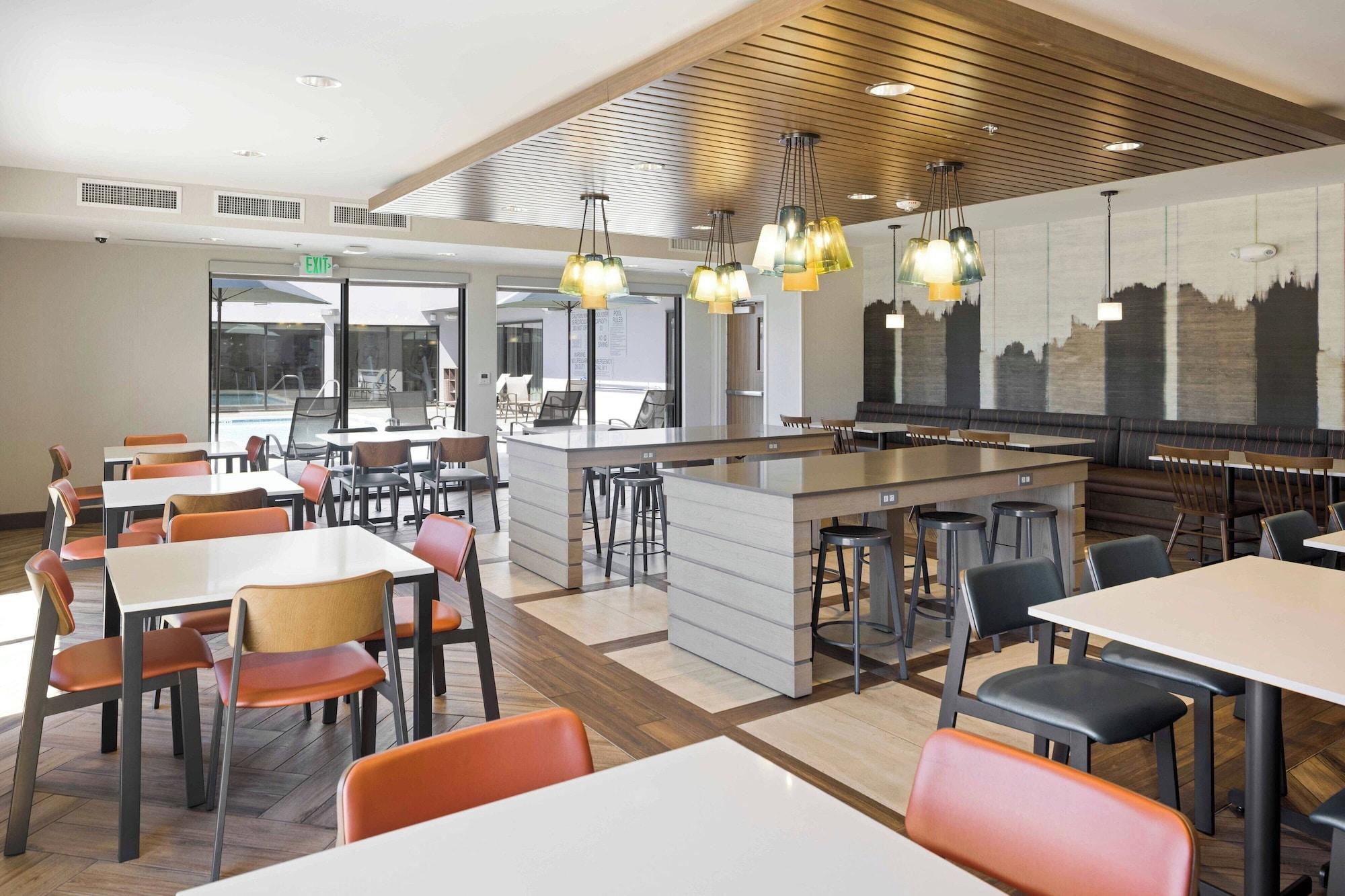 Restaurant Fairfield Inn & Suites by Marriott San Diego Pacific Beach