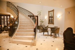 Alojamiento - Los Tallanes Hotel & Suites