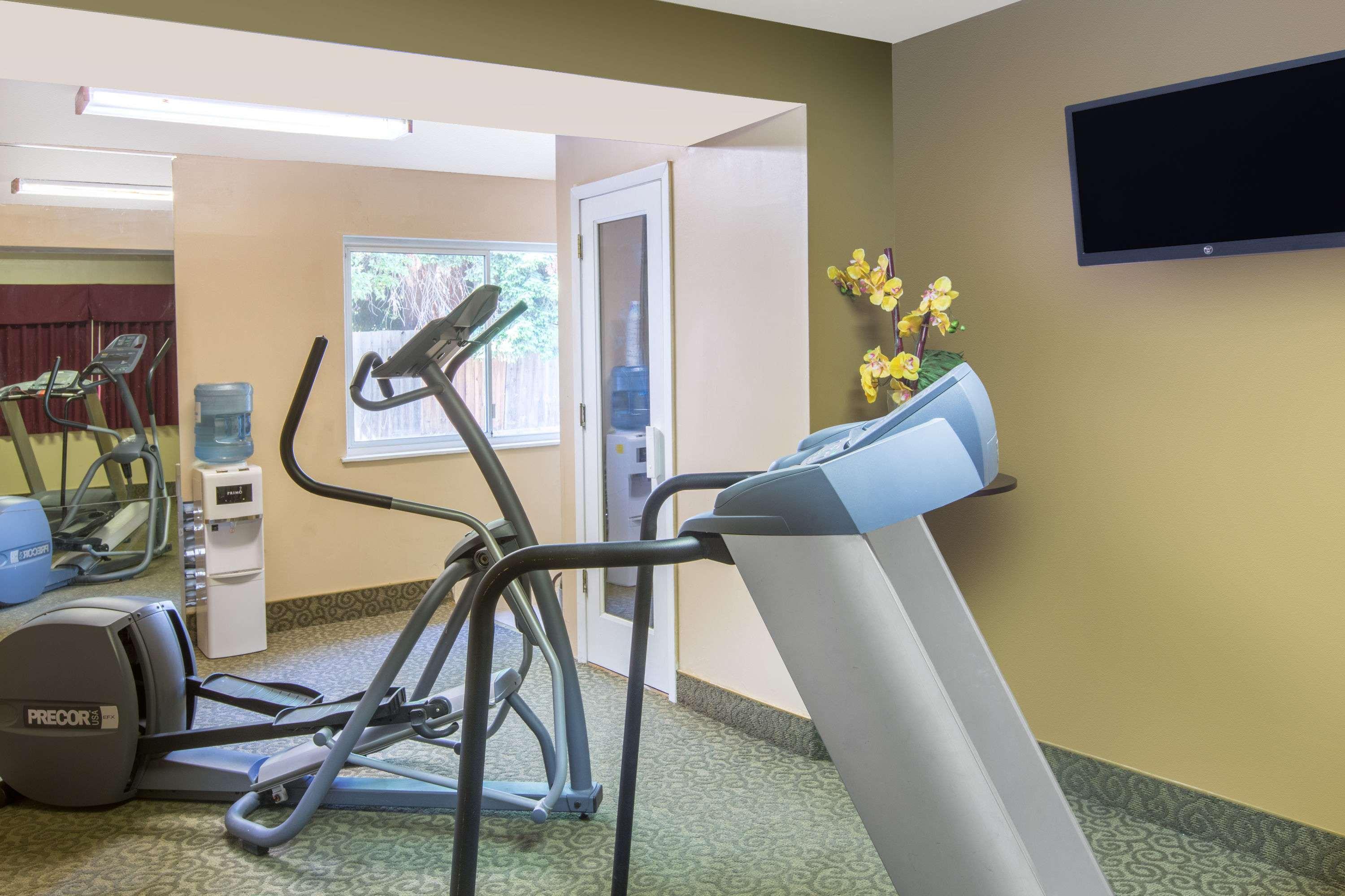 Gimnasio Days Inn by Wyndham Redwood City