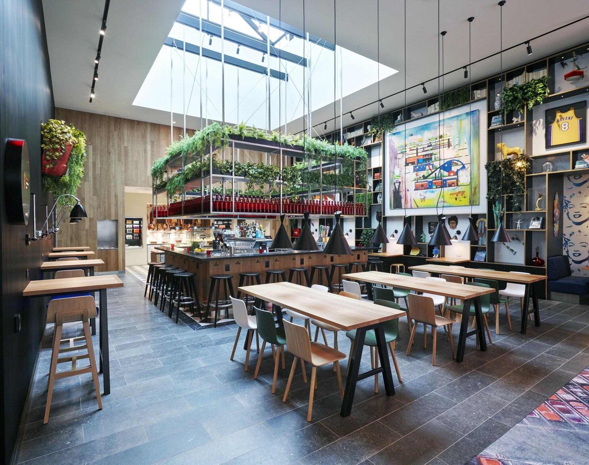 Bar/Salón citizenM Los Angeles Downtown