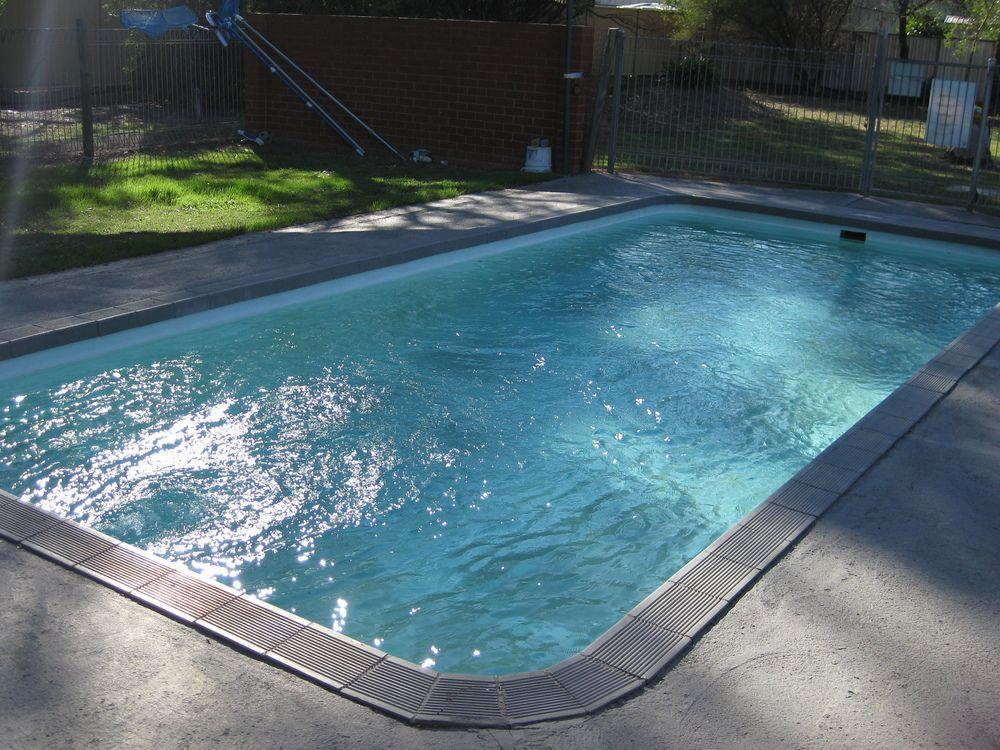 Vista Piscina Rose City Motor Inn