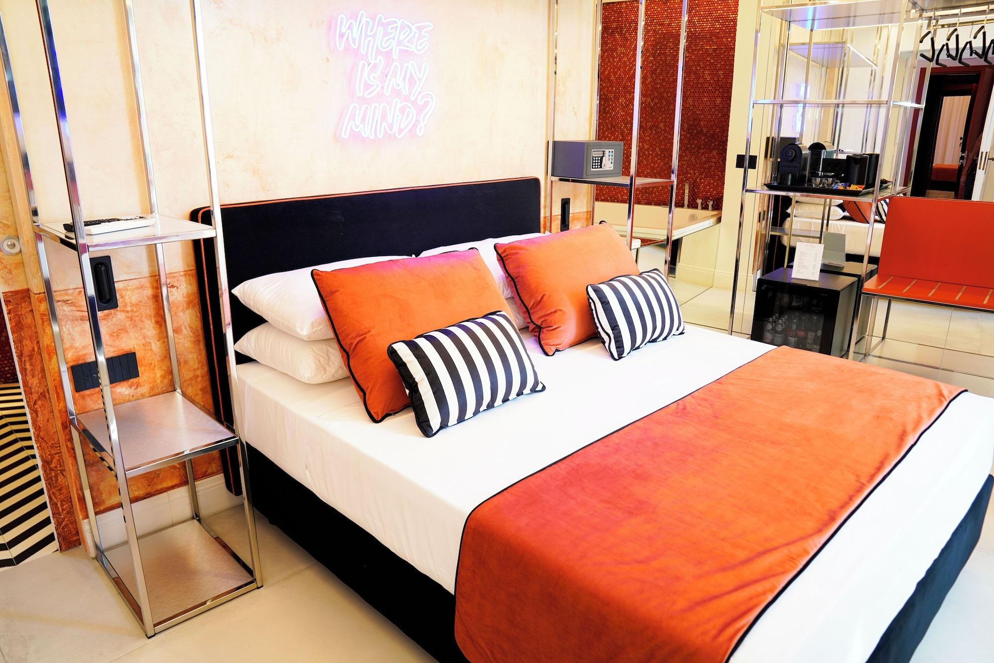 Varios Kind Places - Suite Experience