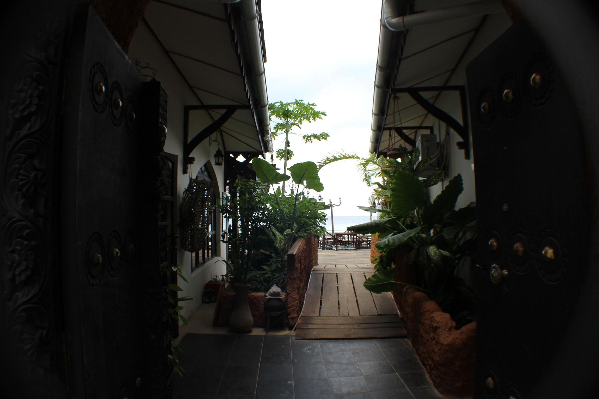 Vista Lobby Langi Langi Beach Bungalows