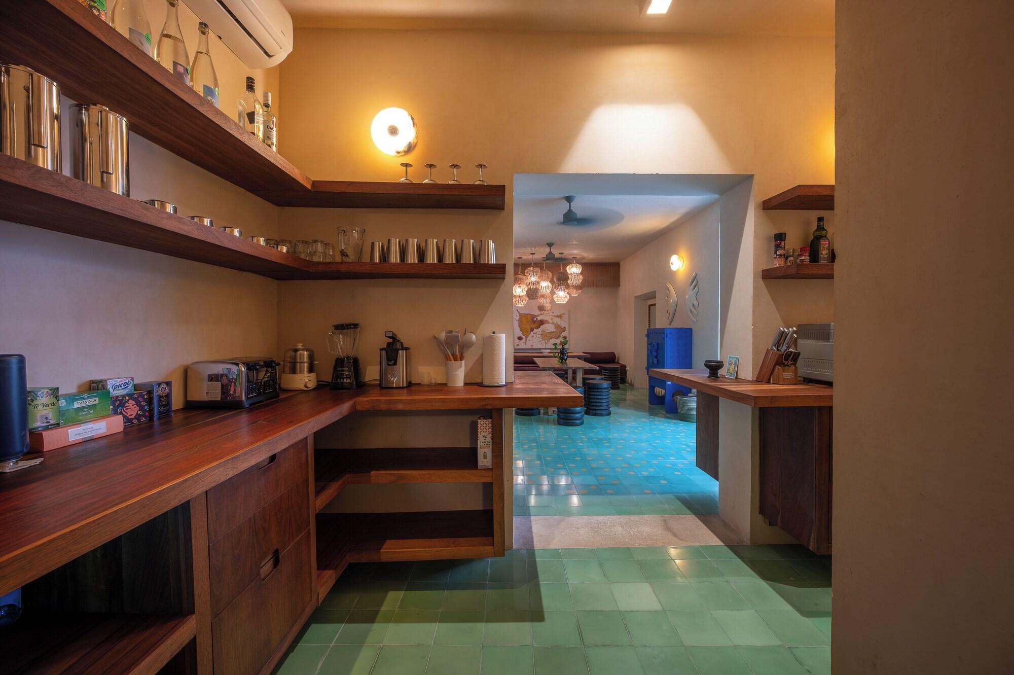 Bar/Salón Casa Querida