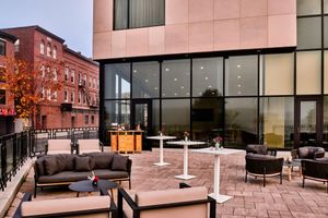 Alojamiento - Lockwood Hotel